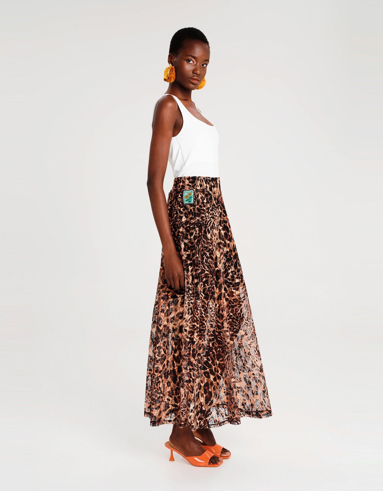 Peace and Chaos Pulse lace long skirt