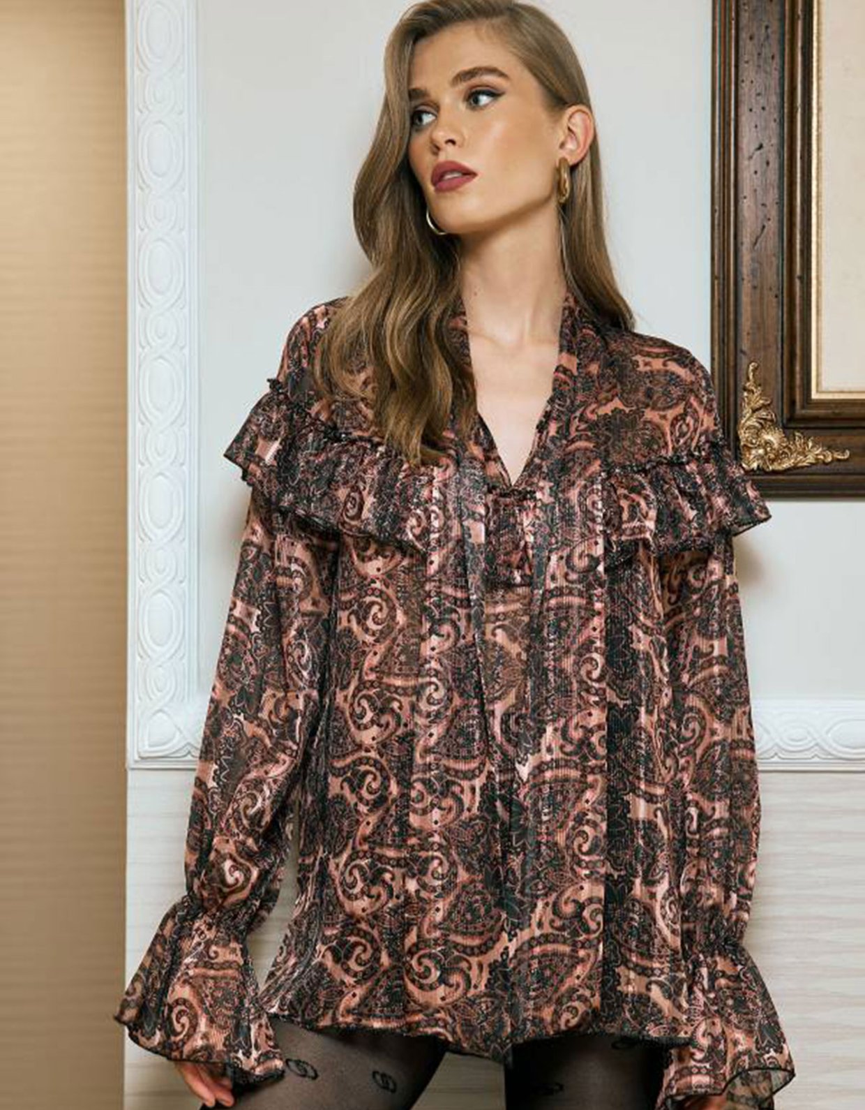 Erya Rhodonite tie neck shirt