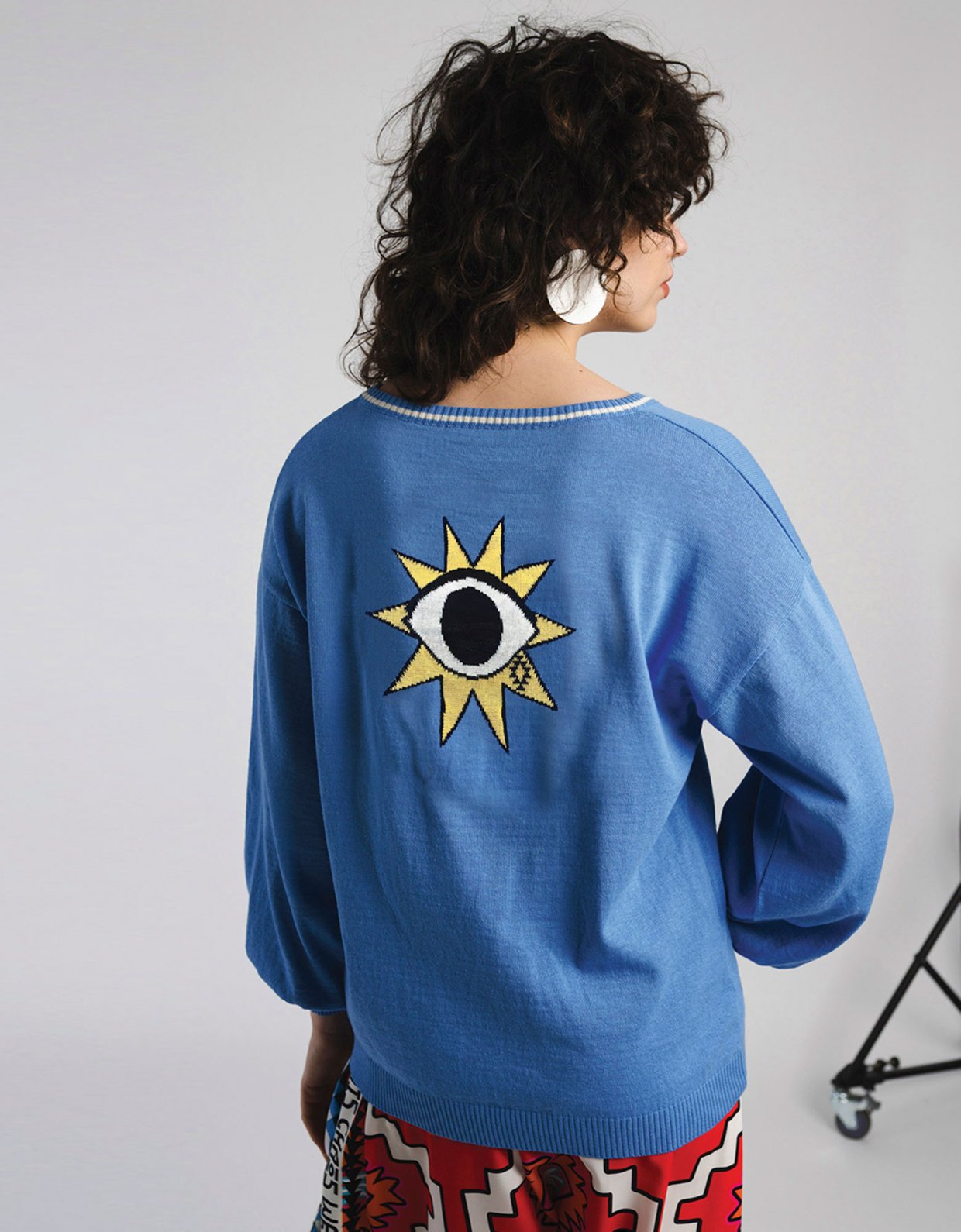 Peace & Chaos Got your back sweater