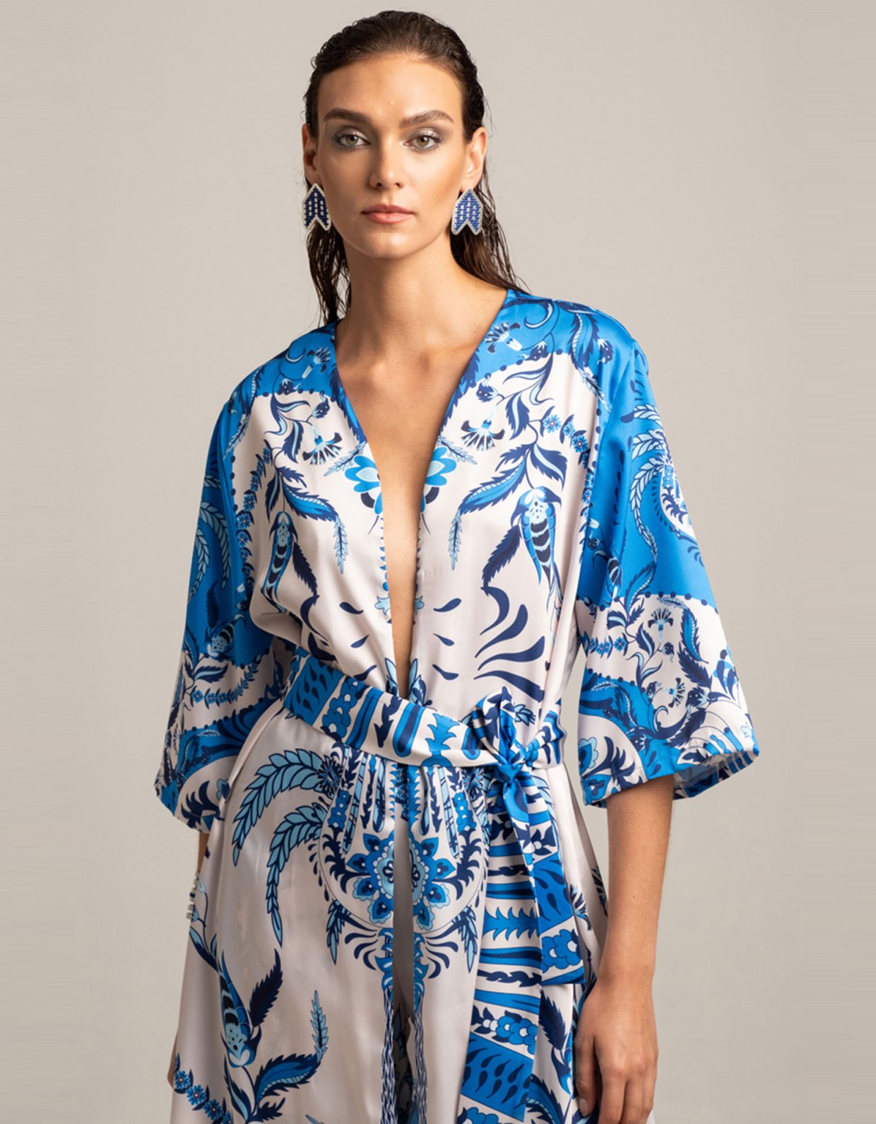 Peace & Chaos Damask silky kimono