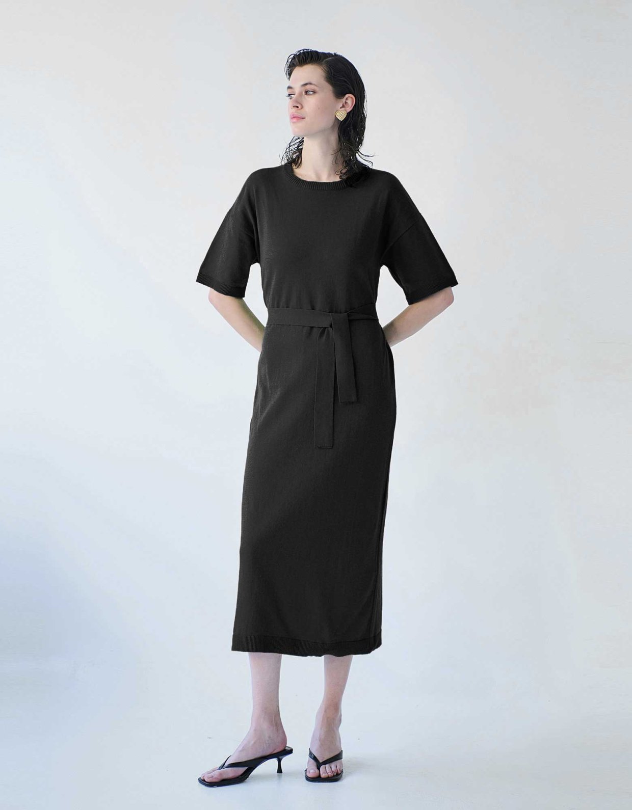 Combos Knitwear Midi knit dress with belt black