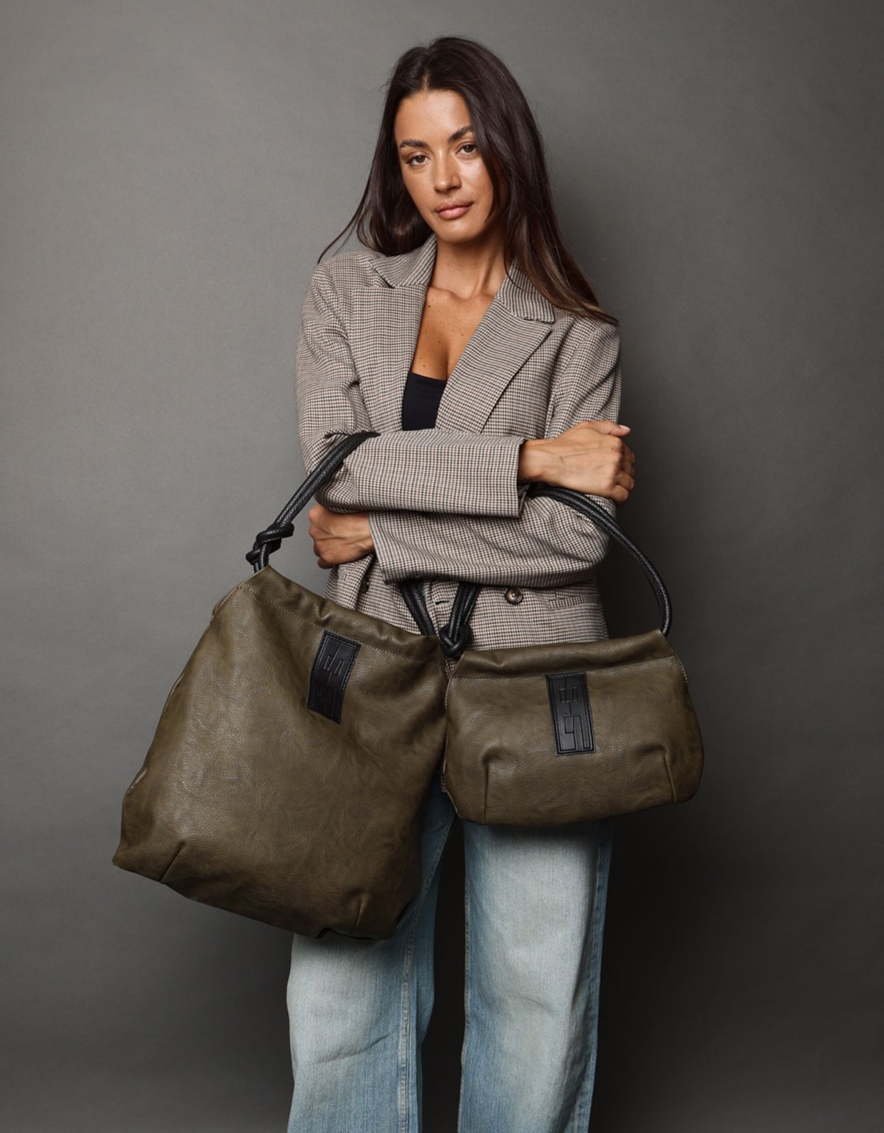 Elena Athanasiou In the name shoulder bag khaki