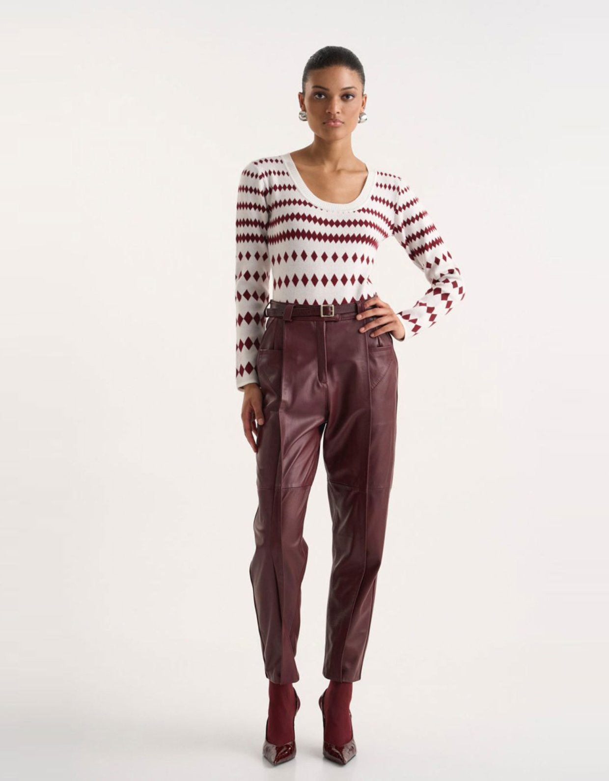 Studio 83 Zoe polygonic Bordeaux knit bodysuit