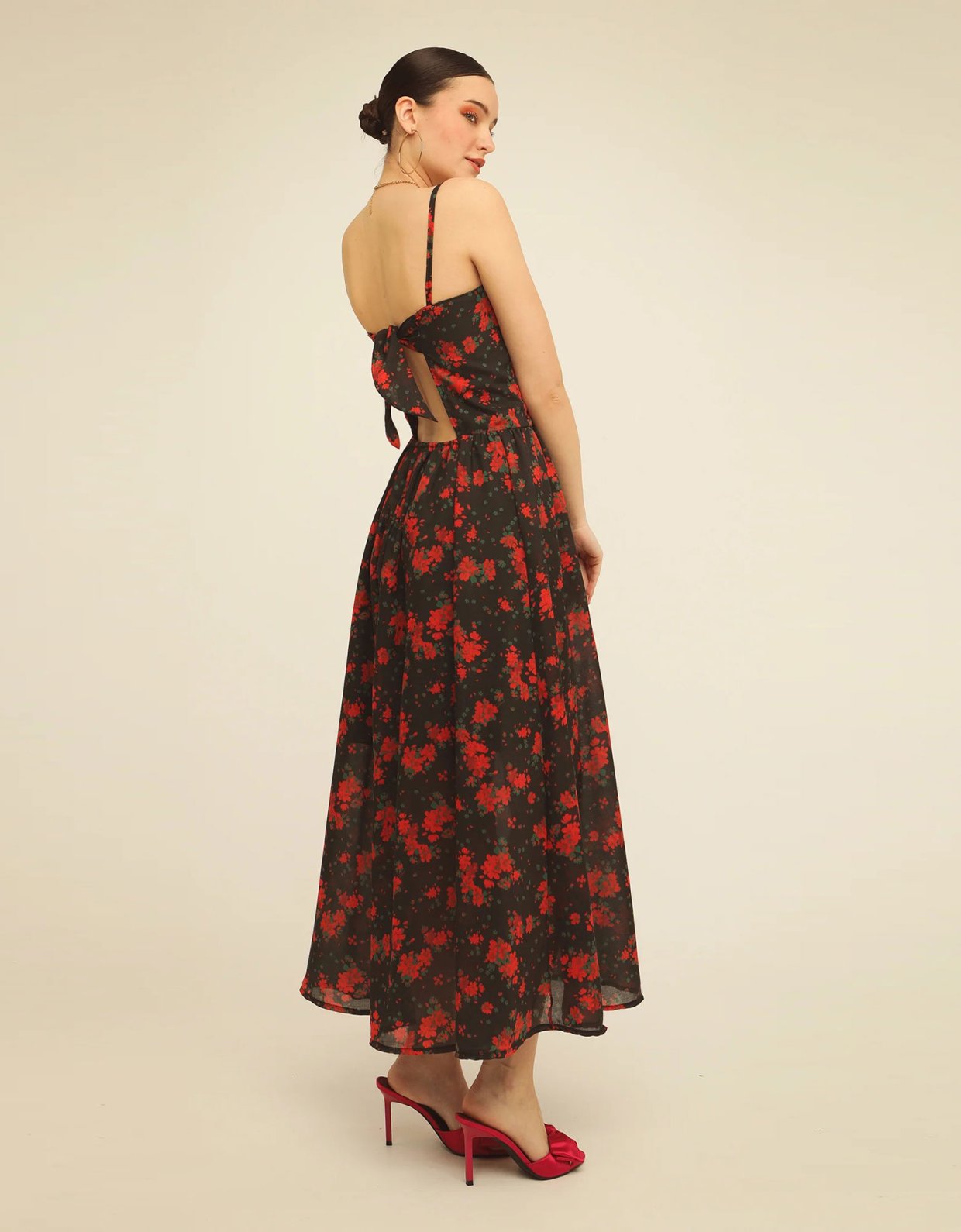 Bee Me Valentina black dress