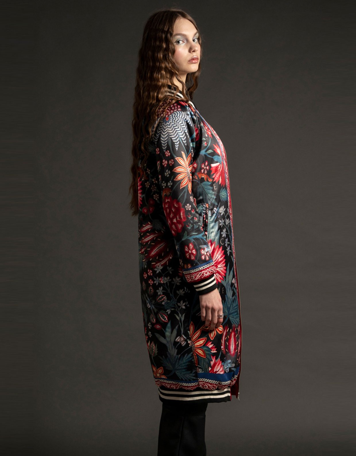 Peace & Chaos Dragonfly long bomber