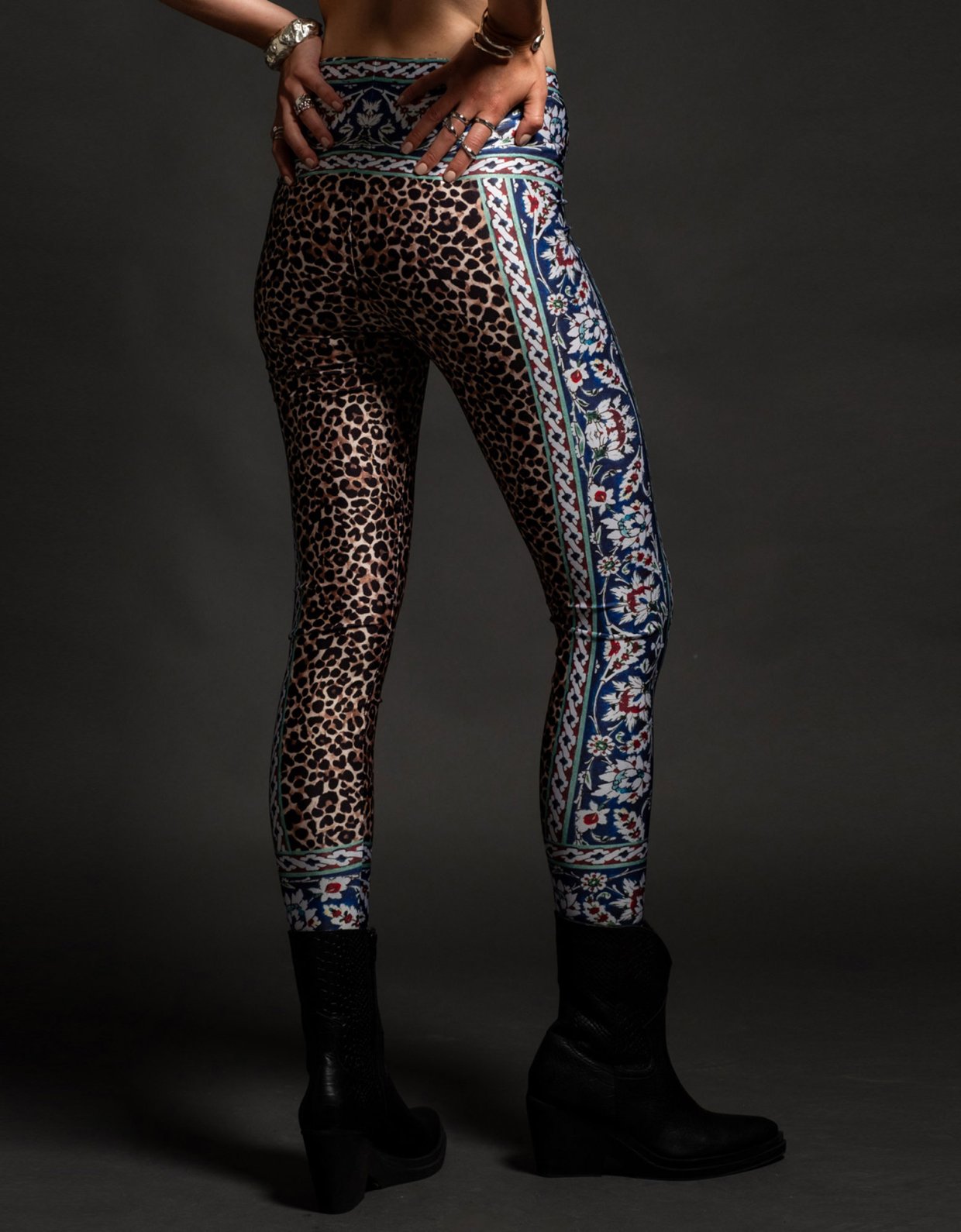 Peace & Chaos Animism leggings