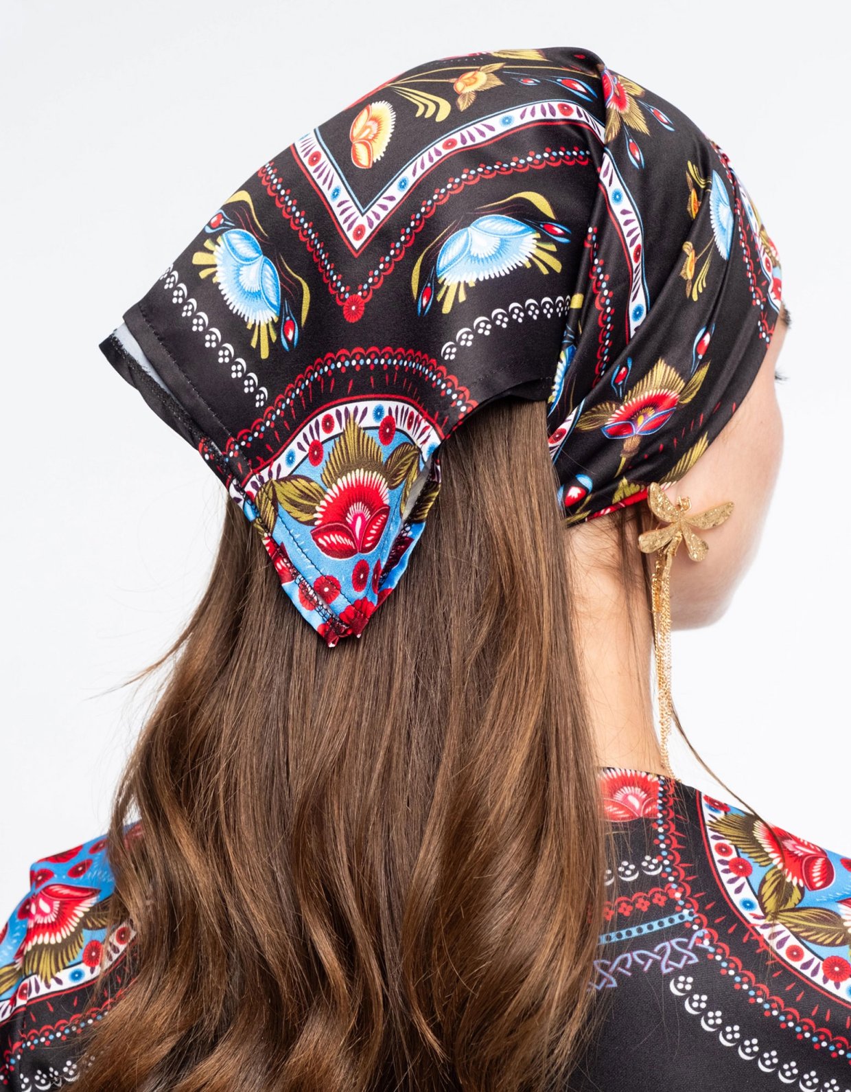 Peace and Chaos Essence scarf
