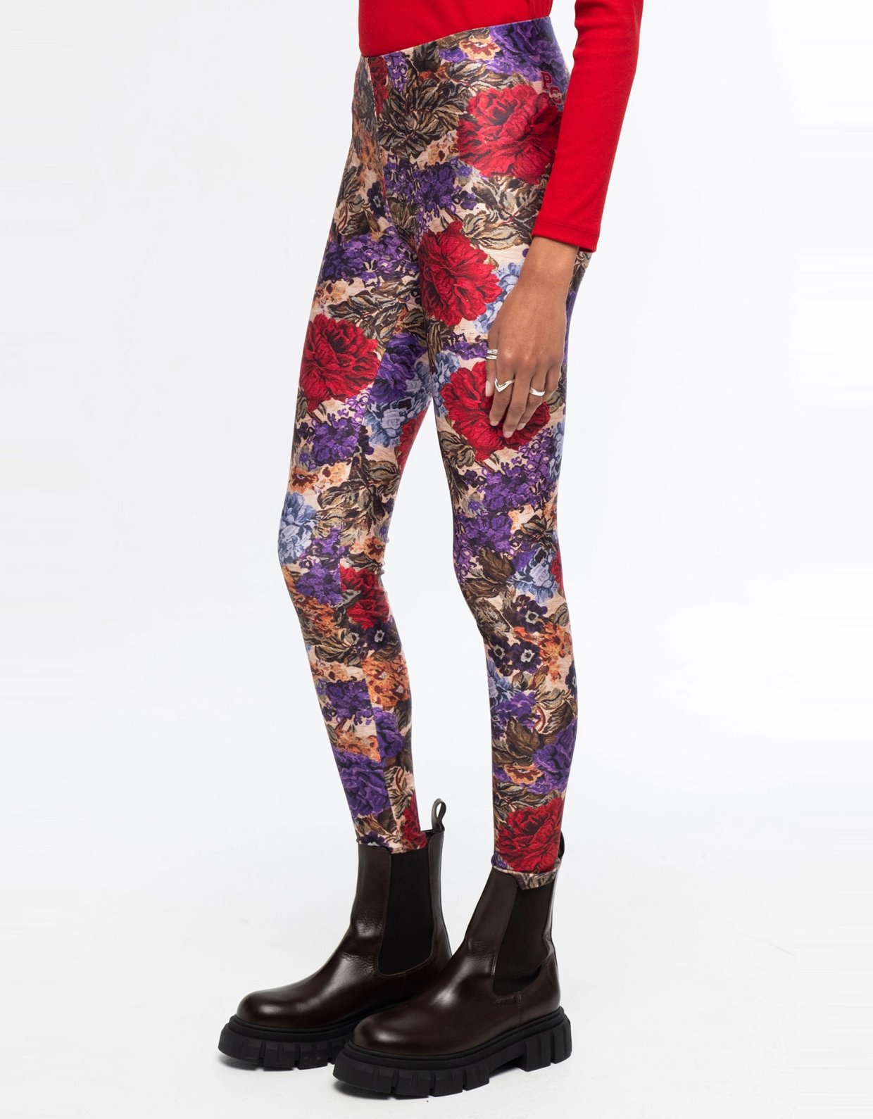 Peace and Chaos Tapestry leggings