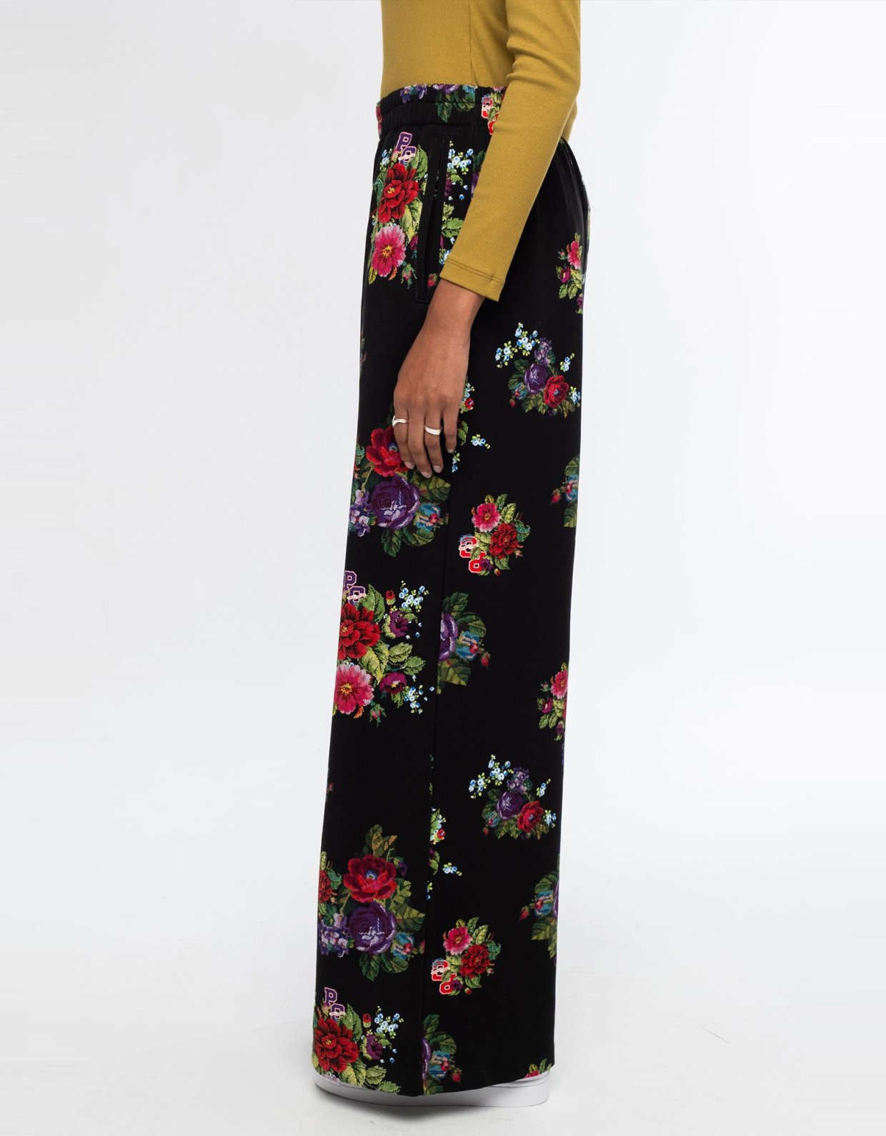 Peace and Chaos Bouquet pants cotton