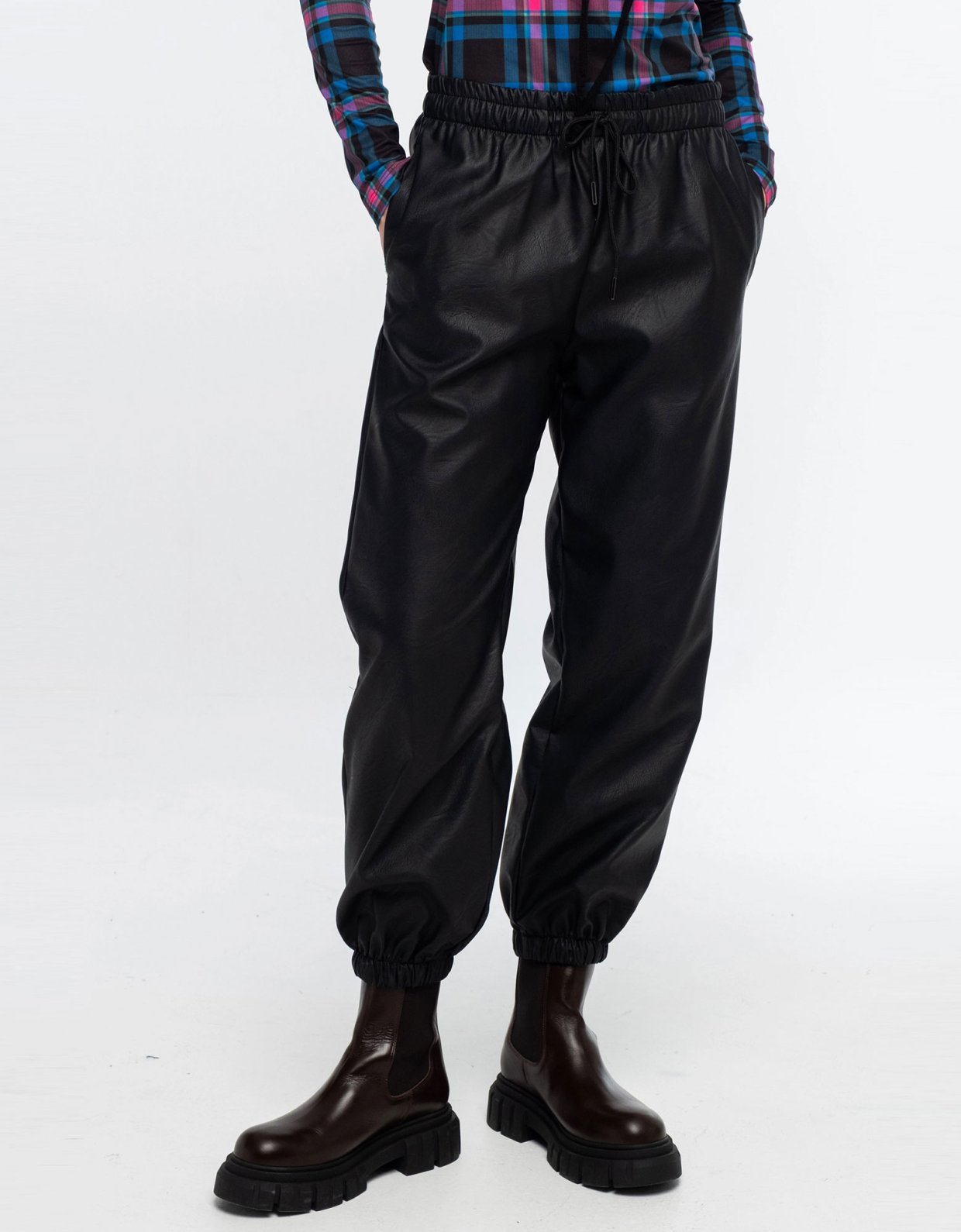 Peace and Chaos Sleek pants