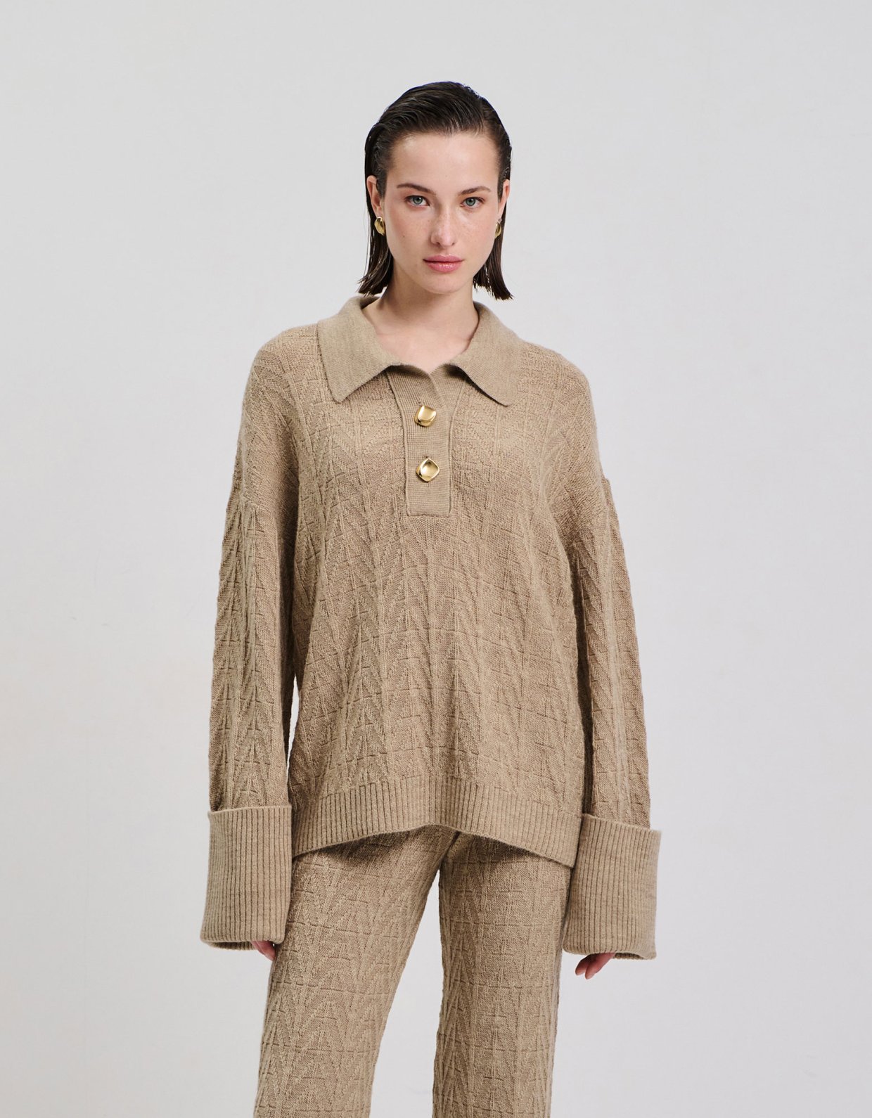 Combos Knitwear Blouse polo gold buttons beige