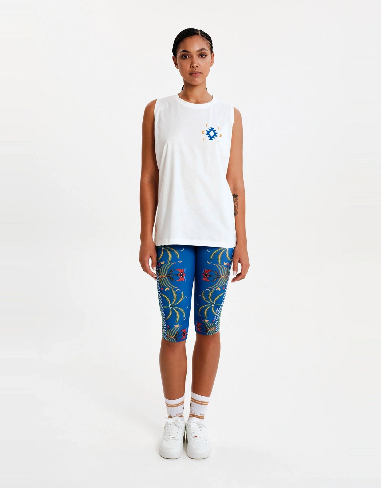 Peace and Chaos Serenity tank top white