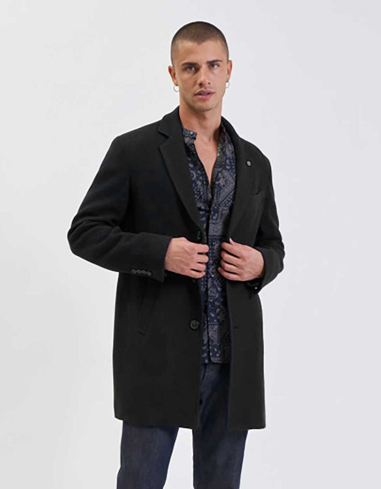 Gianni Lupo Black coat