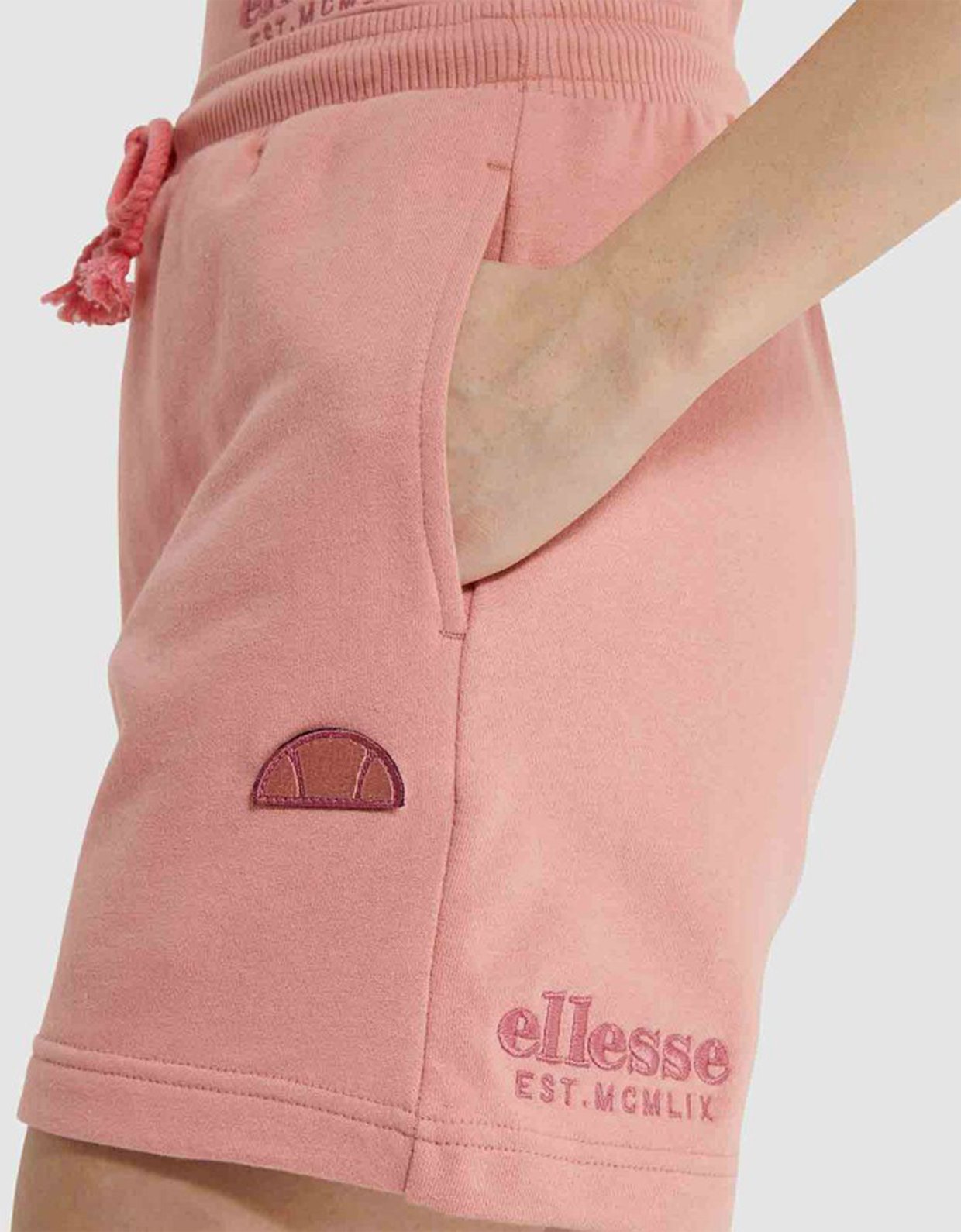 Ellesse Nano arrow shorts pink