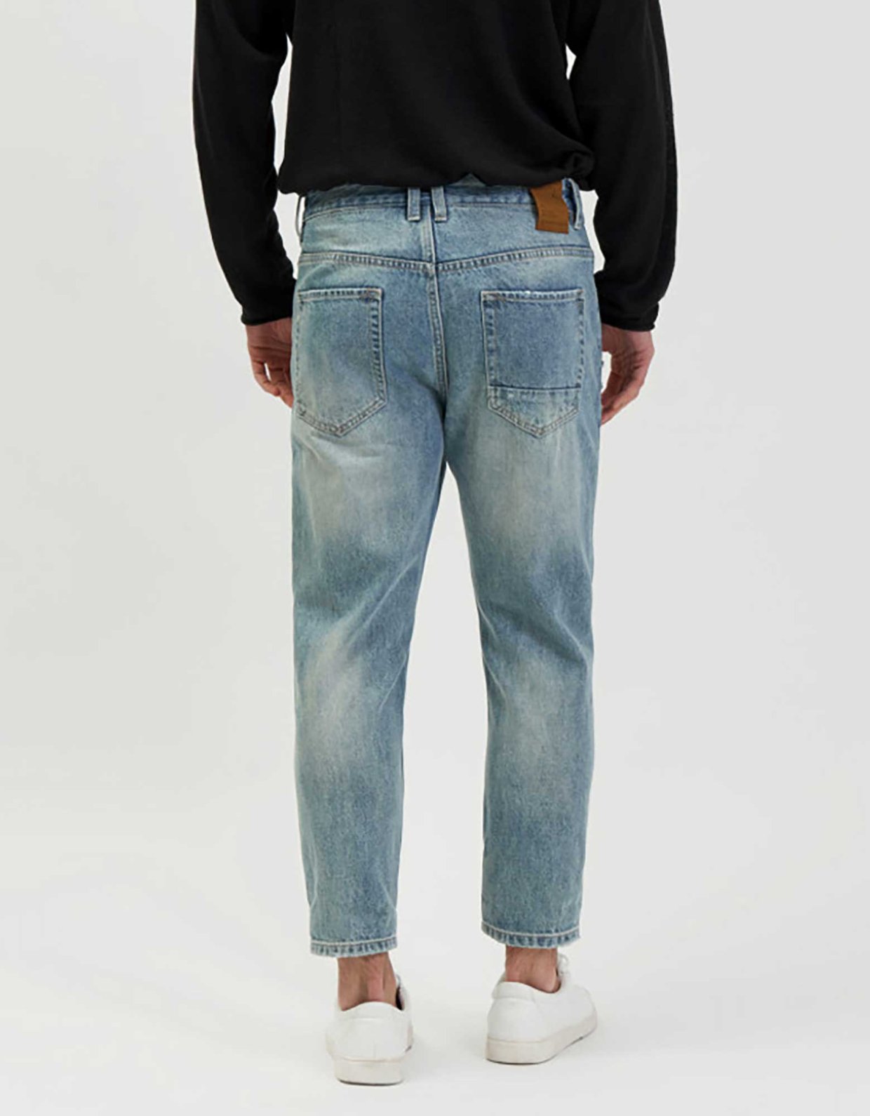 Gianni Lupo Mike 95 carrot fit jeans light blue