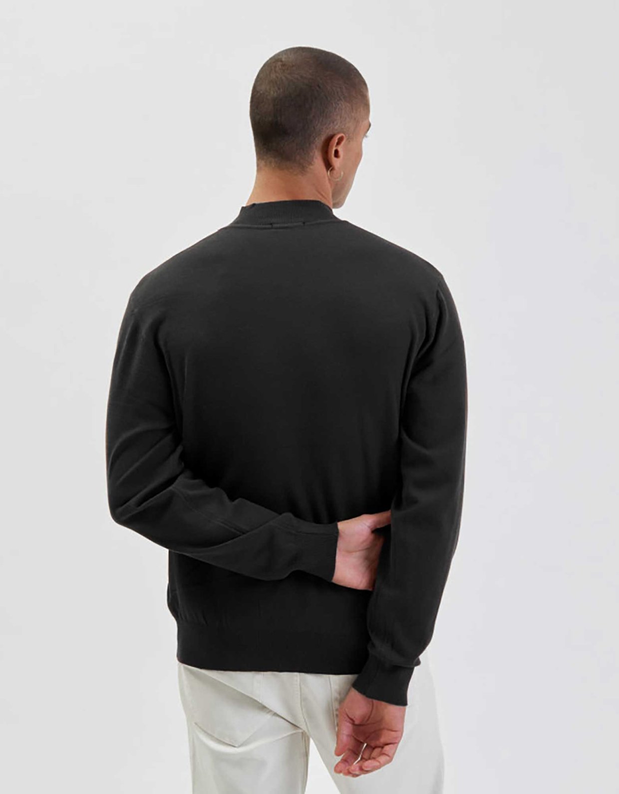 Gianni Lupo Black high neck sweater