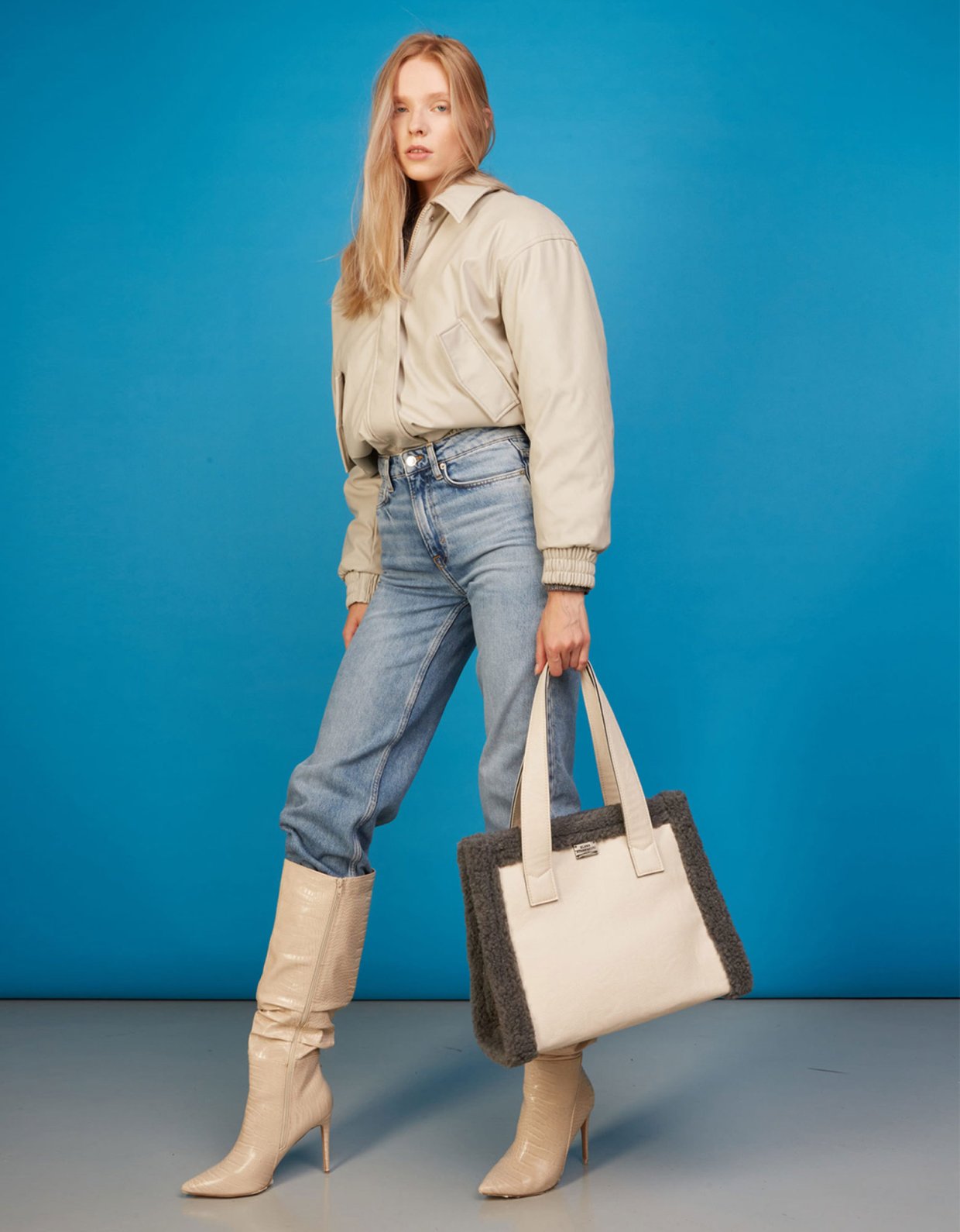 Elena Athanasiou Shopper bag eco fur white grey