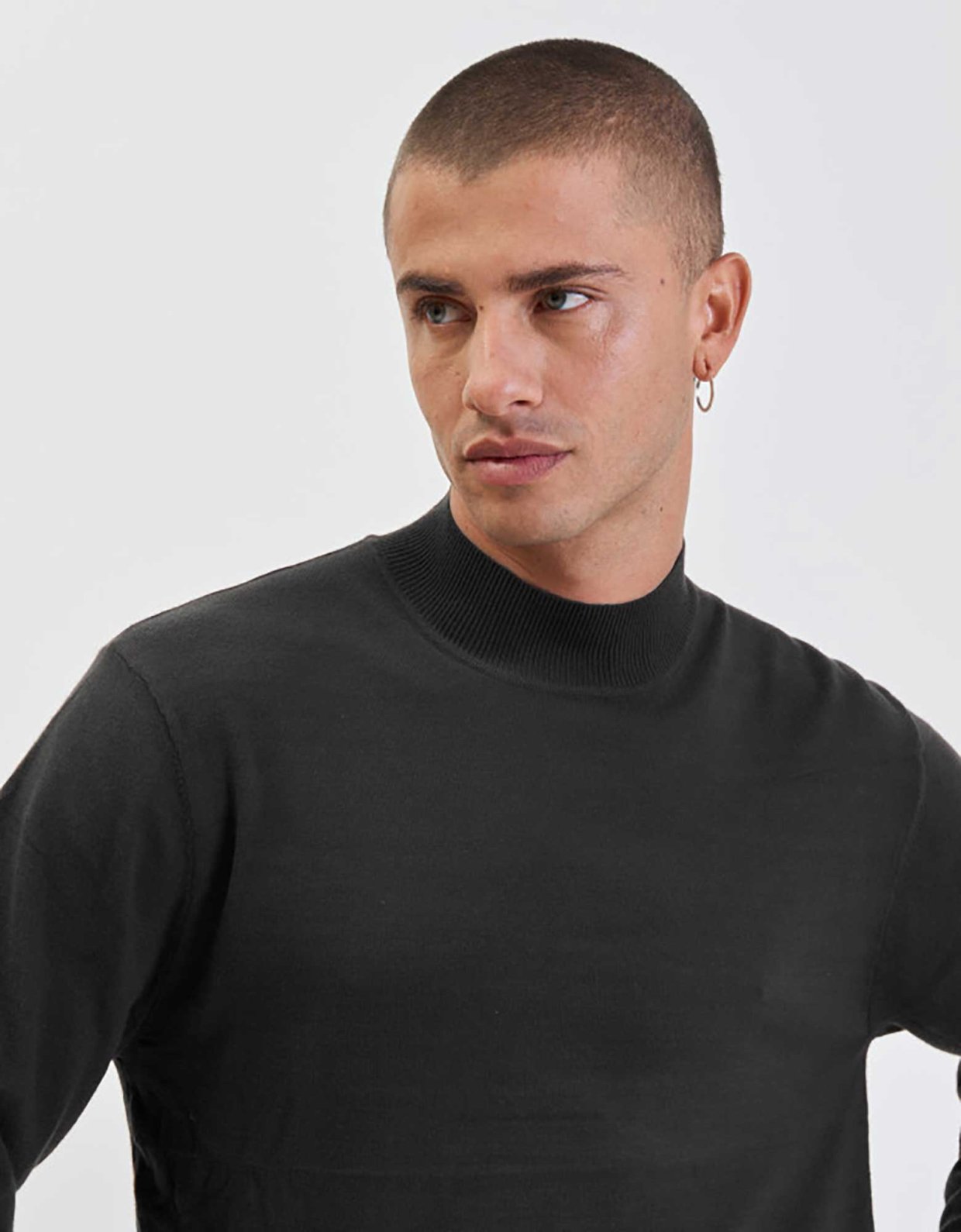 Gianni Lupo Black high neck sweater