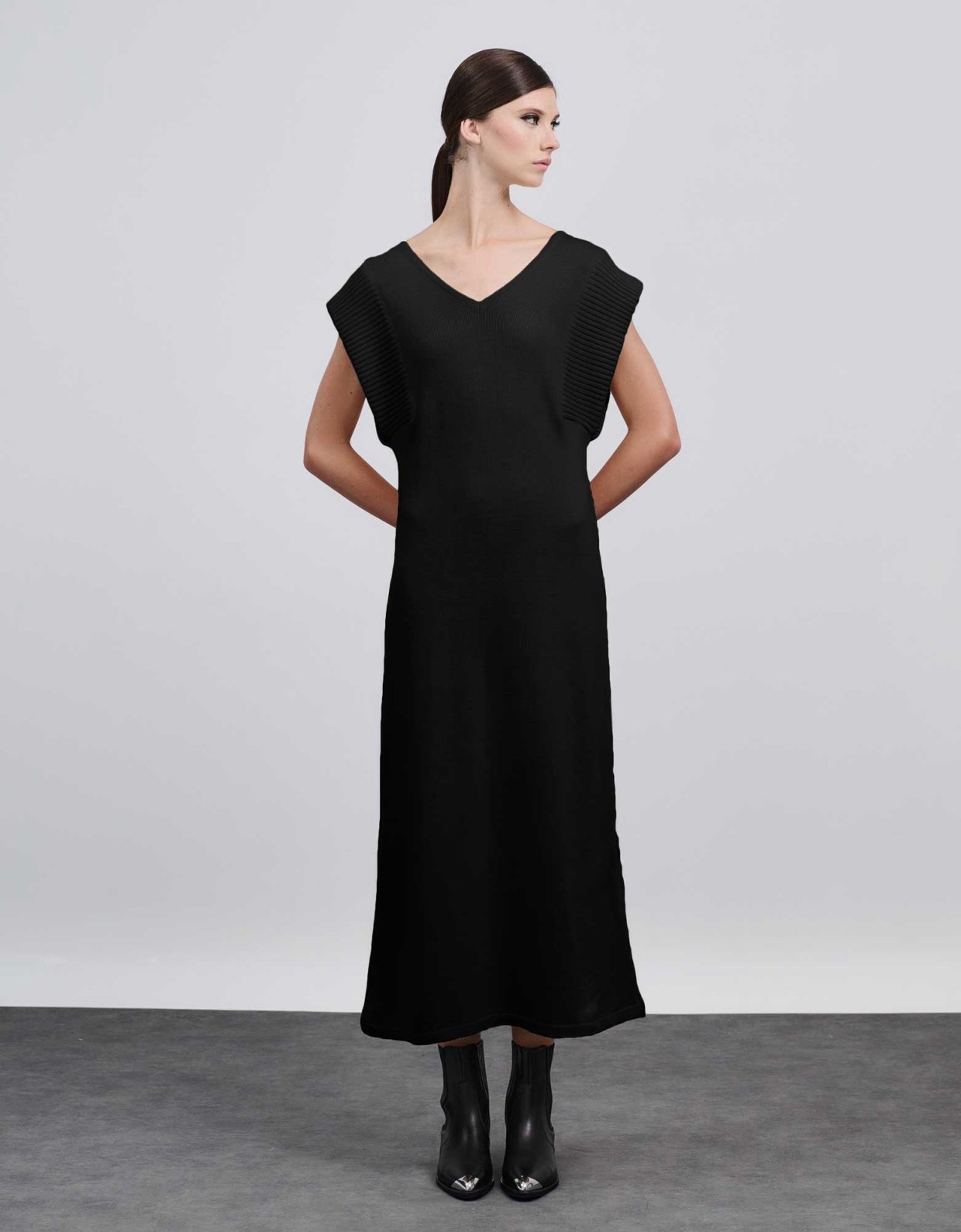 Combos Knitwear Φόρεμα μάξι με ρίμπ ώμους μαύρο