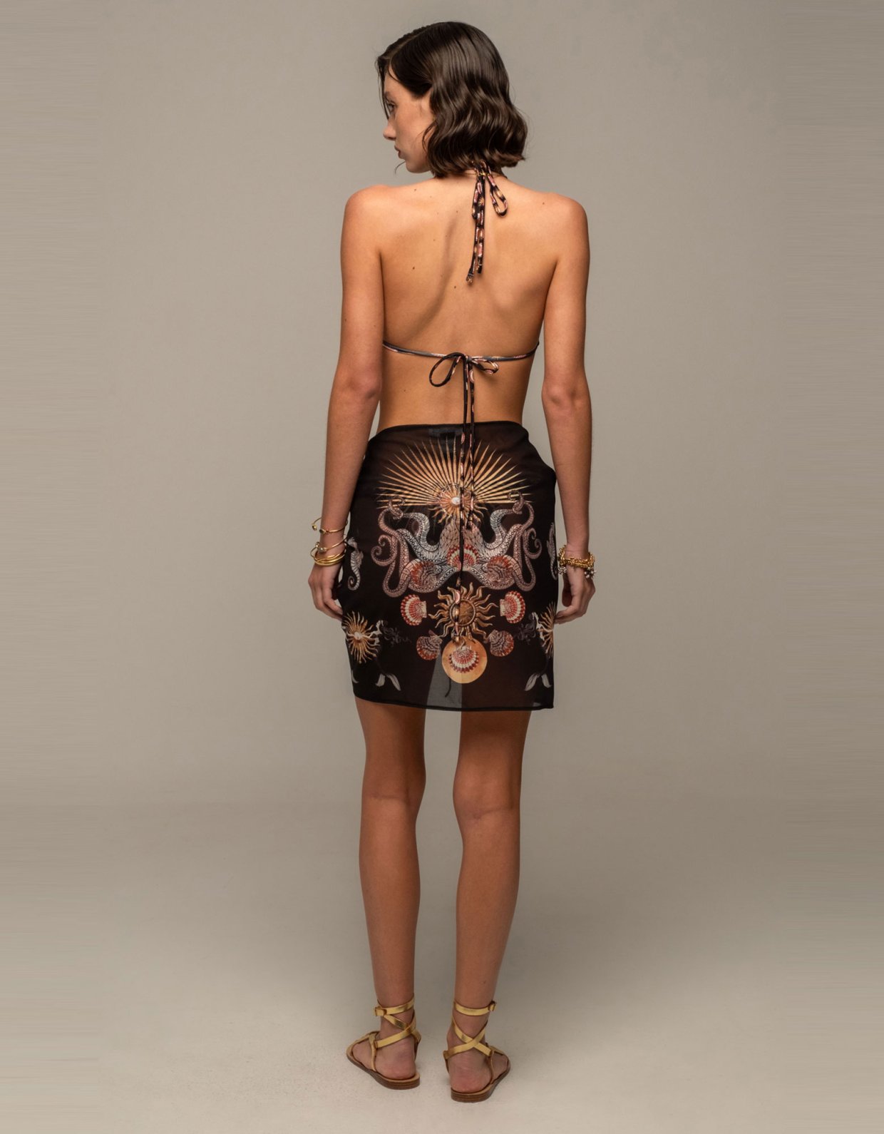 Peace and Chaos Abyss sarong
