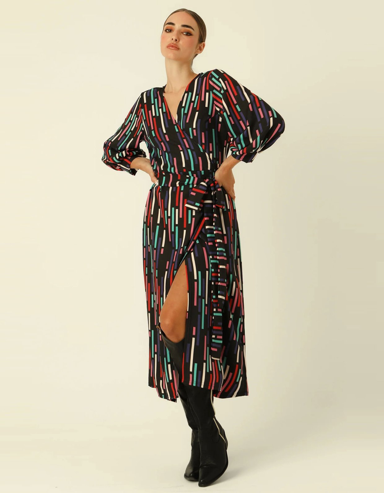 Bee Me Agnes dress black