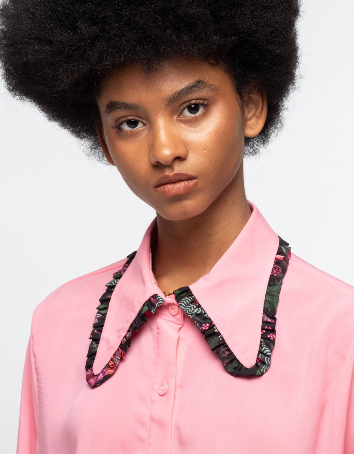Peace and Chaos Anamone shirt bubblegum pink