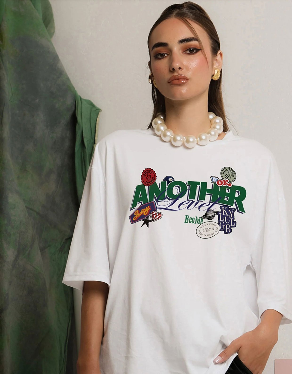 Bee Me Another white t-shirt