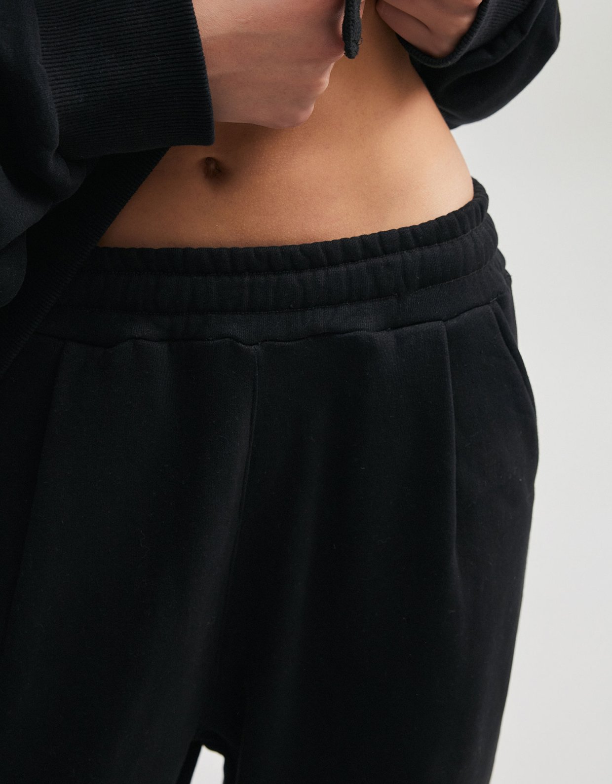 Nadia Rapti Athle trackpants black
