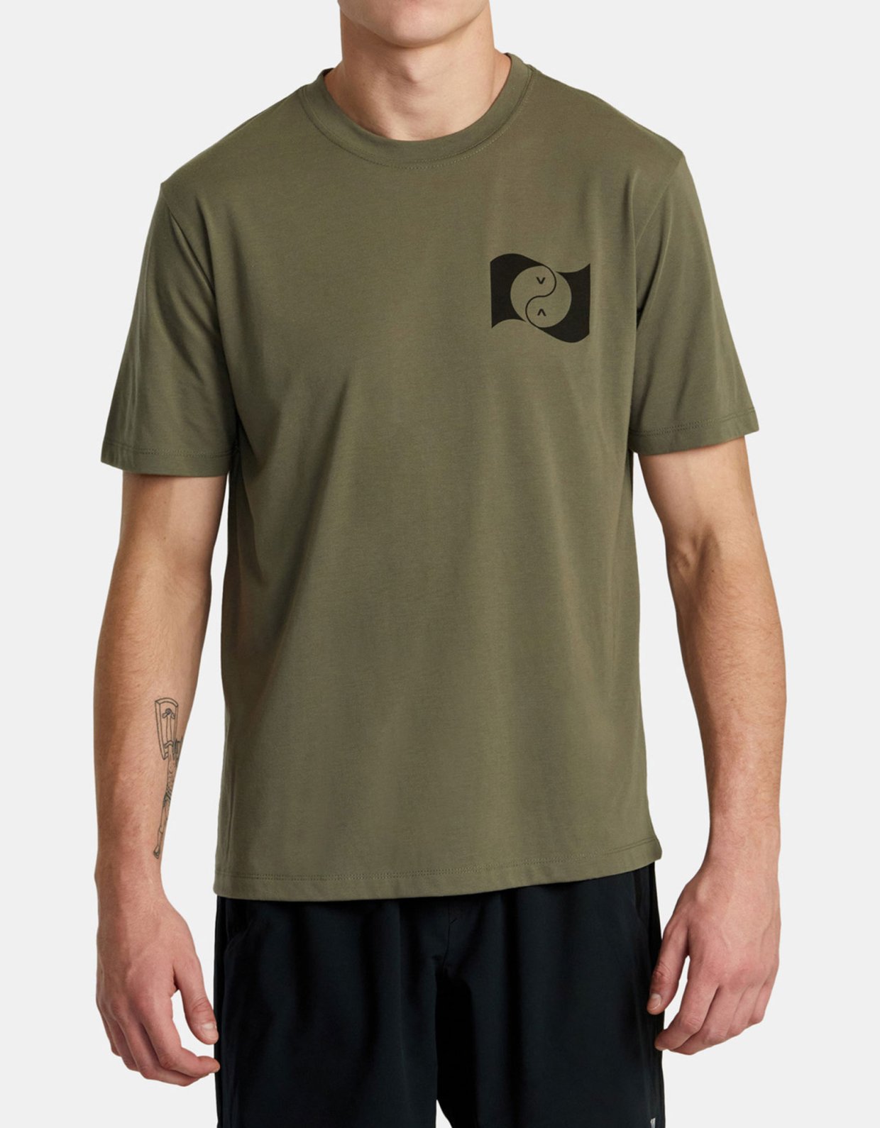 Rvca Balance banner tee chaki