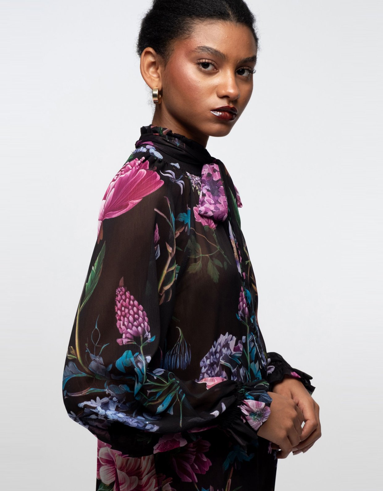 Peace and Chaos Azalea top