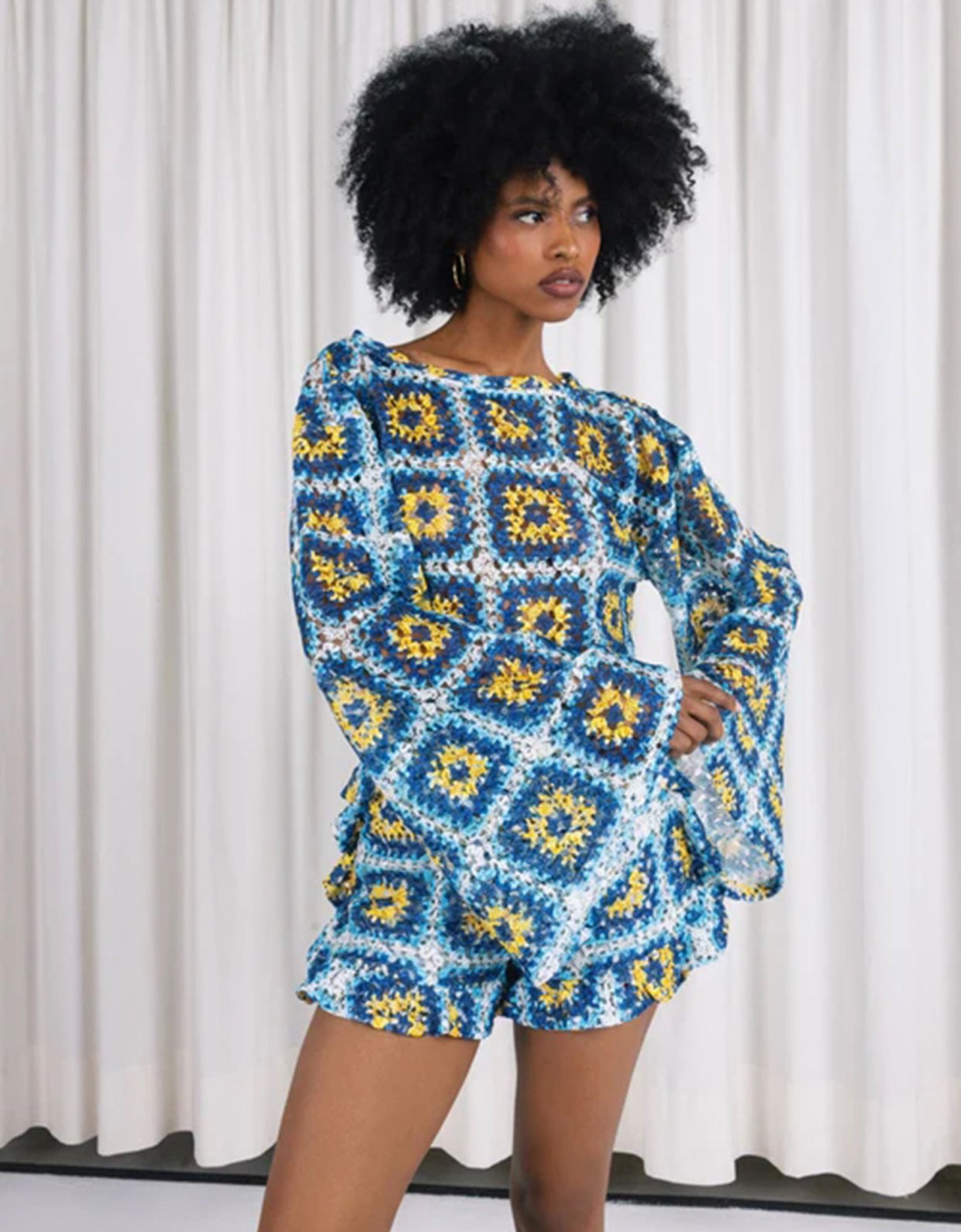 Abstracto Aqua knitted volan shorts
