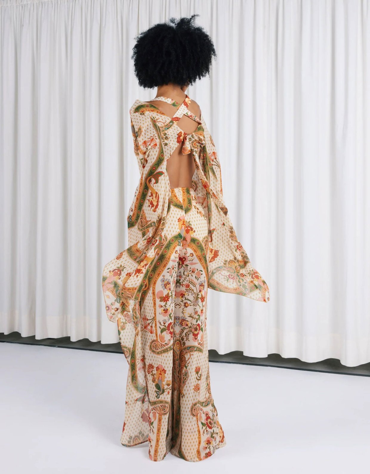 Abstracto Calypso top wide sleeves