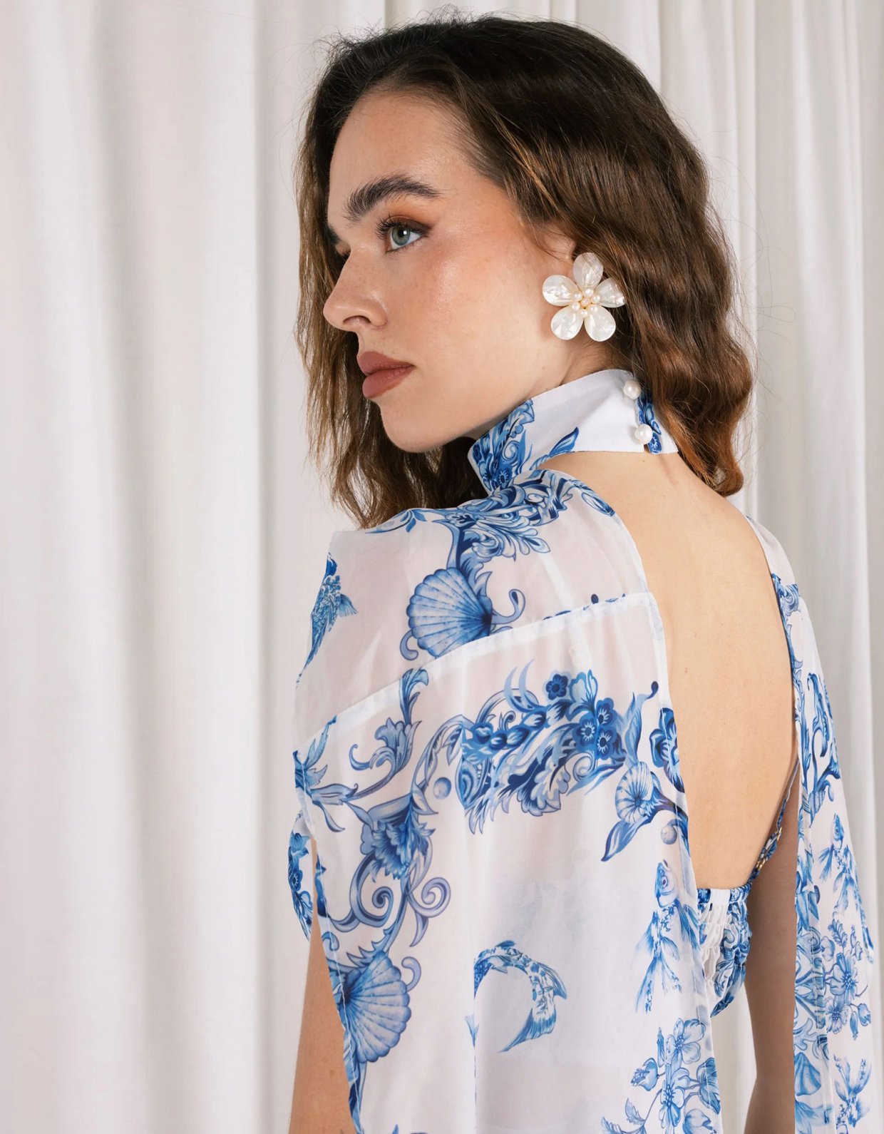 Abstracto Ionis dress tie with scarf