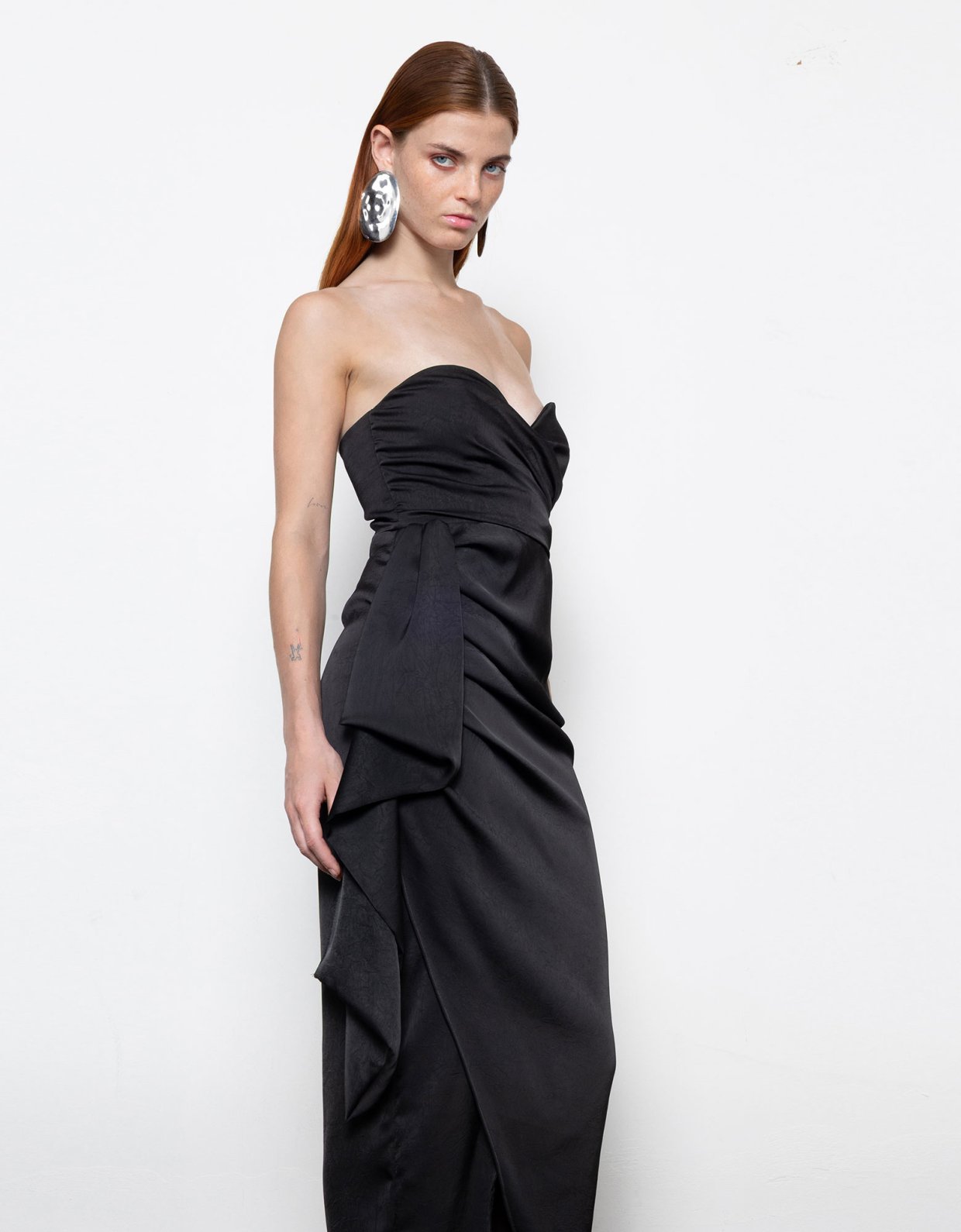 Mallory the label Chloe dress black