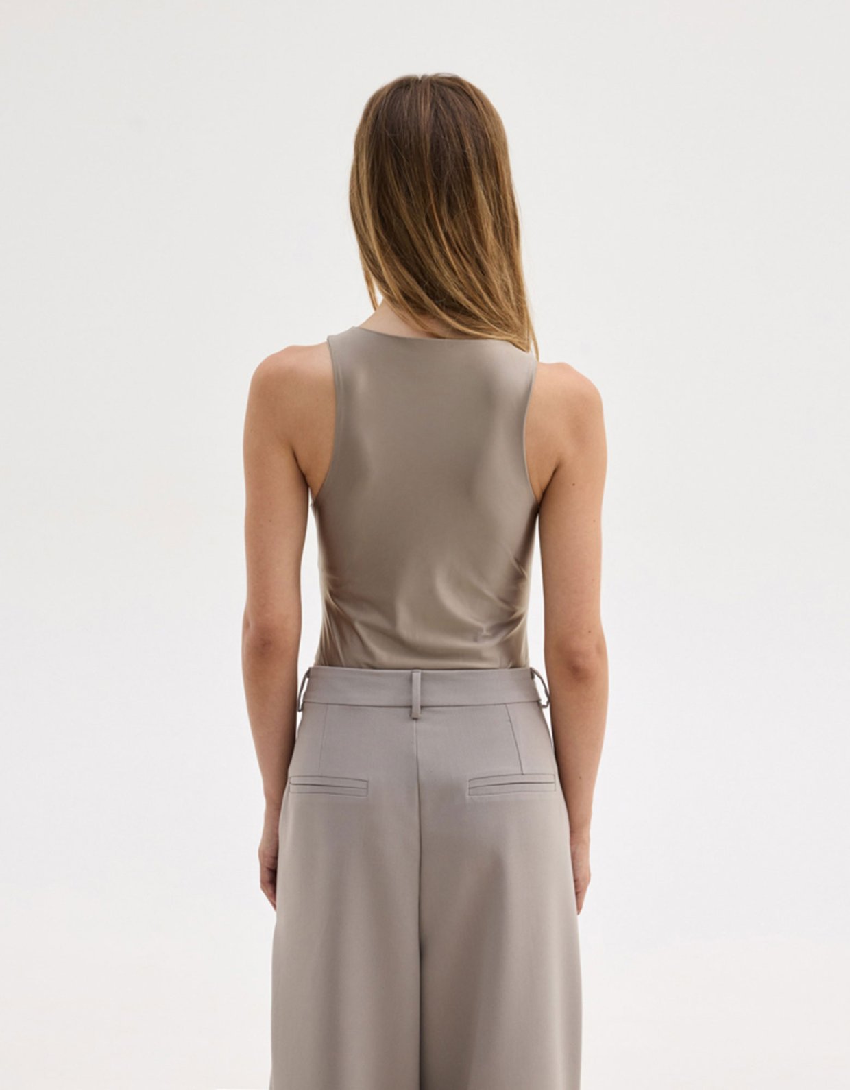 Sunset go Chrissie body champagne grey