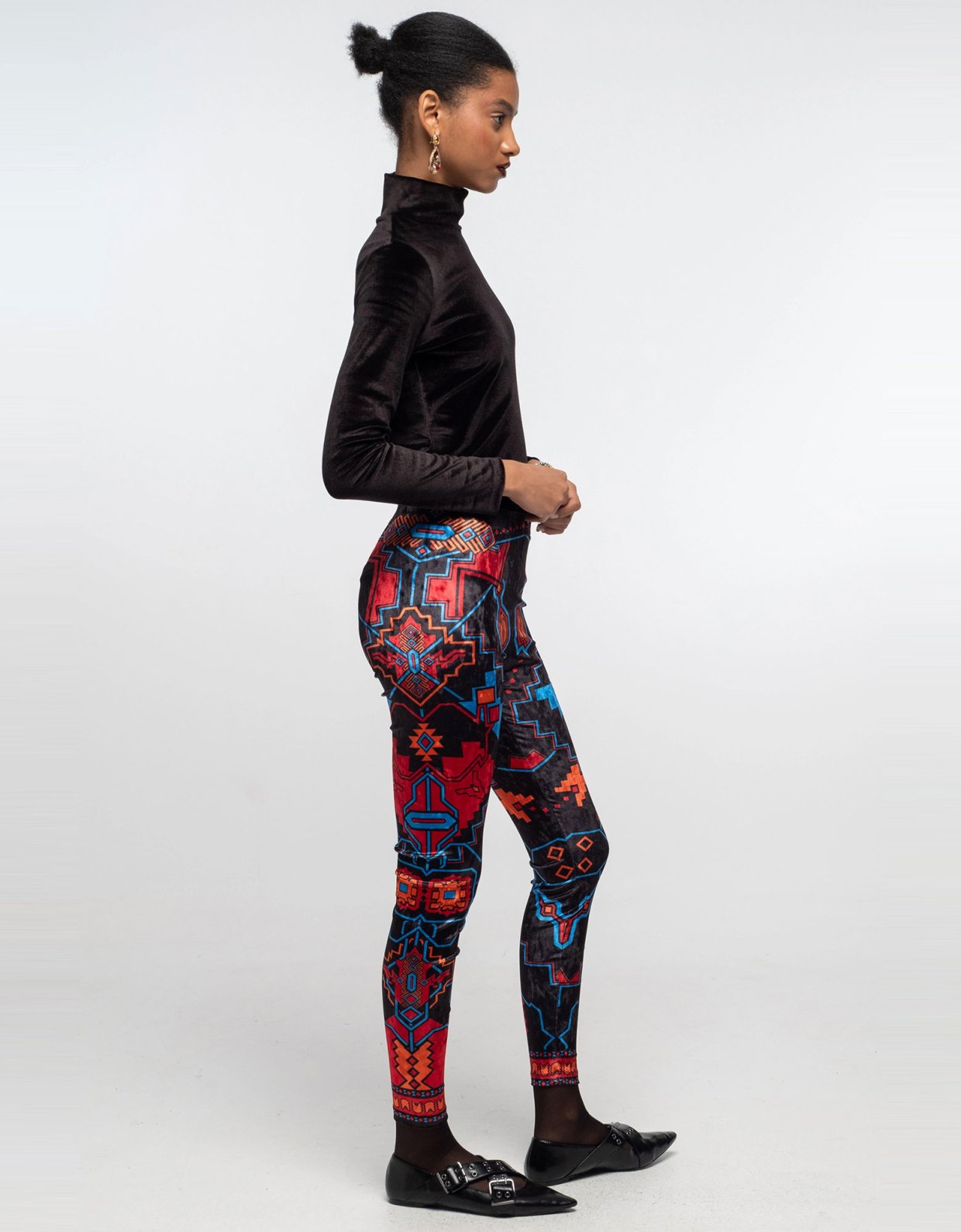 Peace and Chaos Chronicle leggings velvet