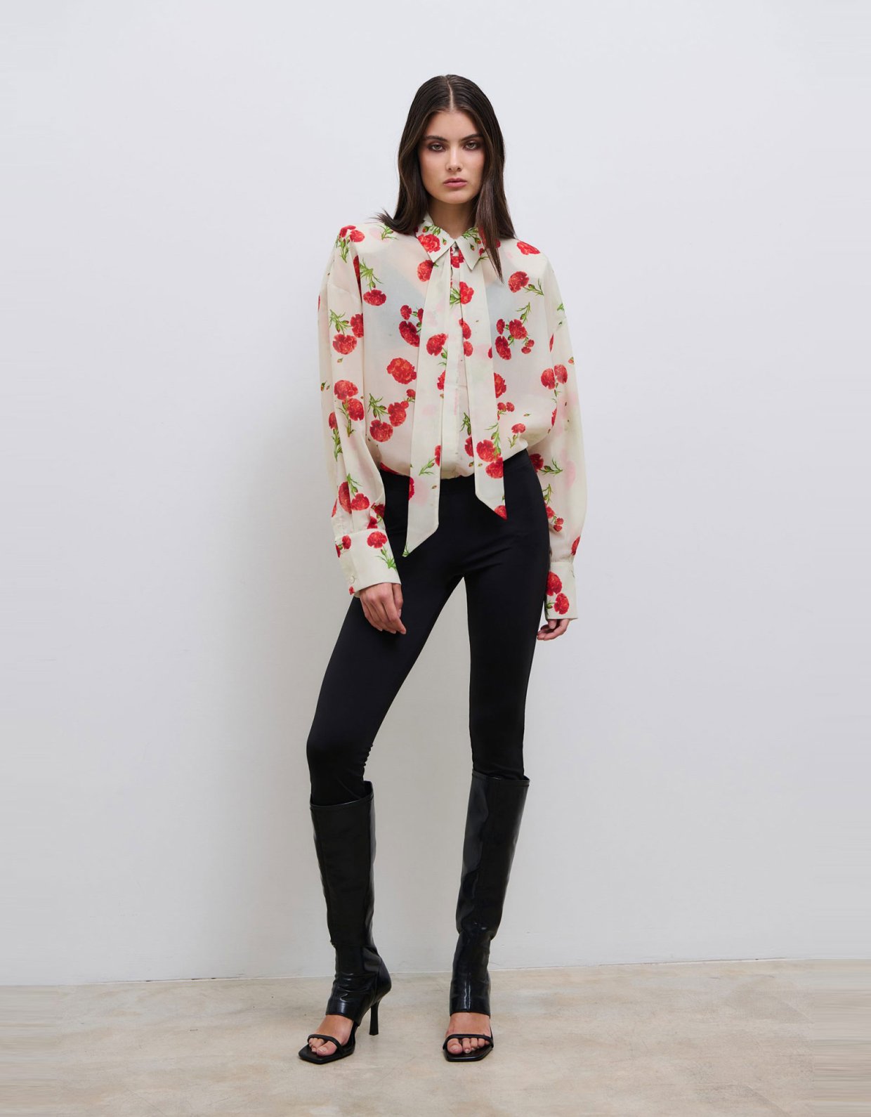Combos Knitwear Carnation dream shirt ecru