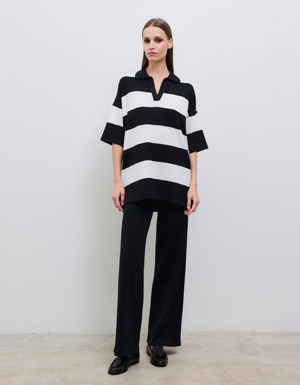 Combos Knitwear Black and ivory knit blouse