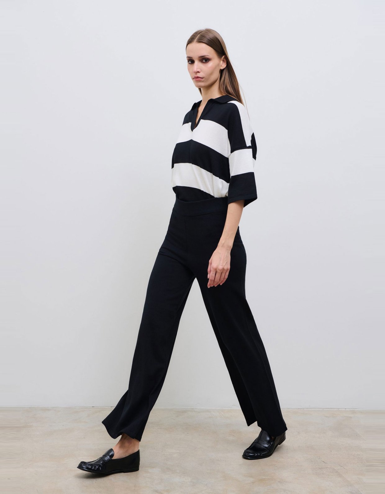 Combos Knitwear Black and ivory knit blouse