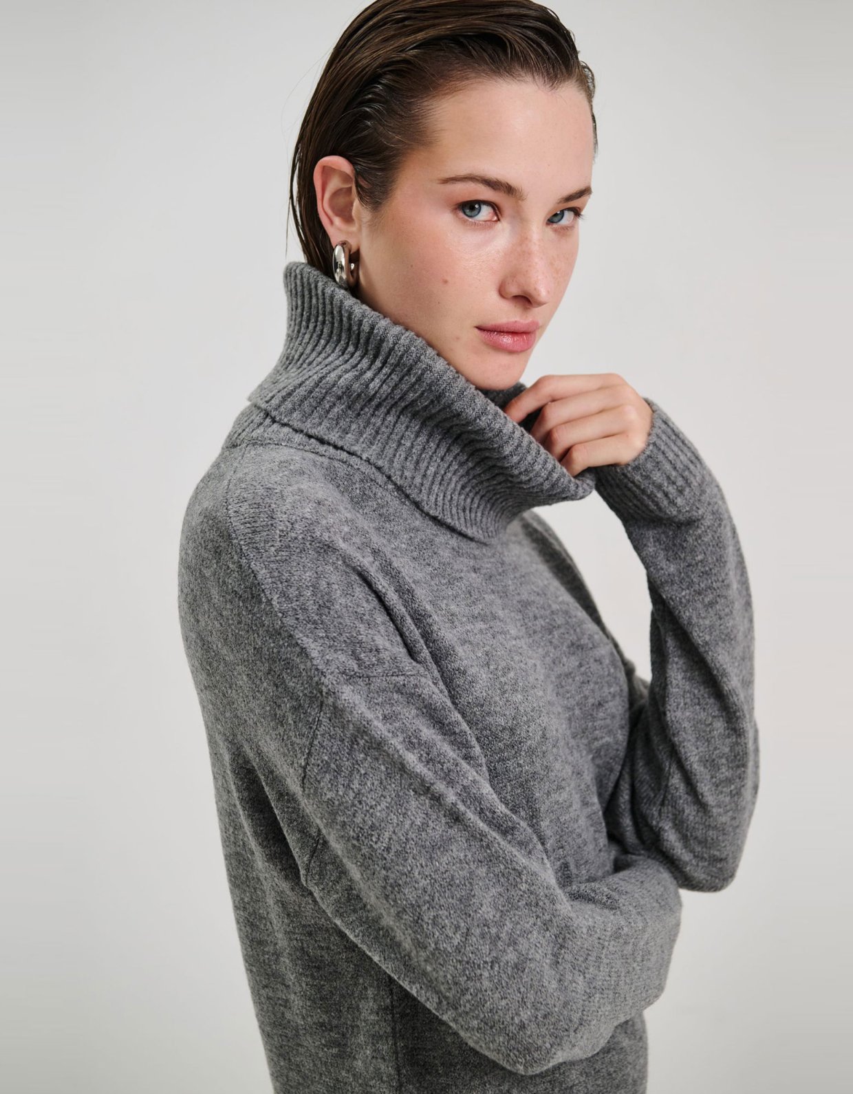 Combos Knitwear Maxi turtleneck grey dress