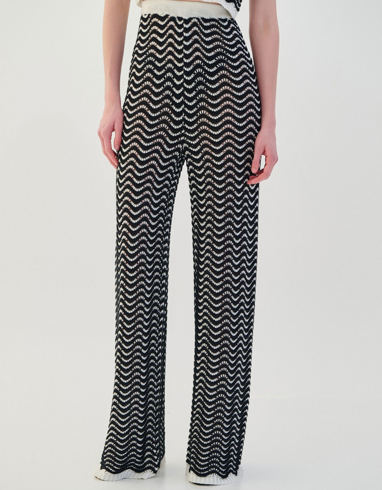 Combos Knitwear Two tone knit pants black