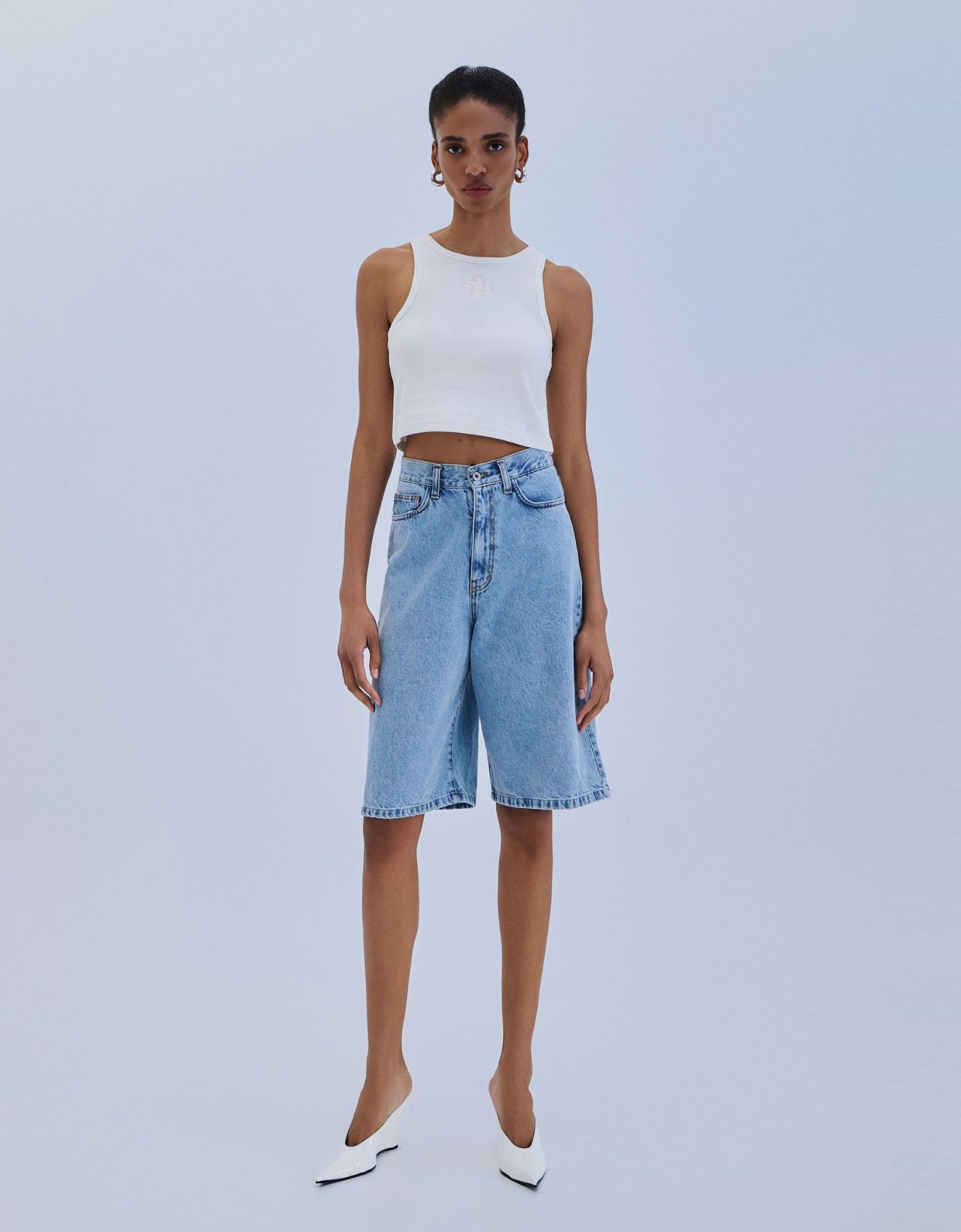 Combos Knitwear Sewn logo crop top white