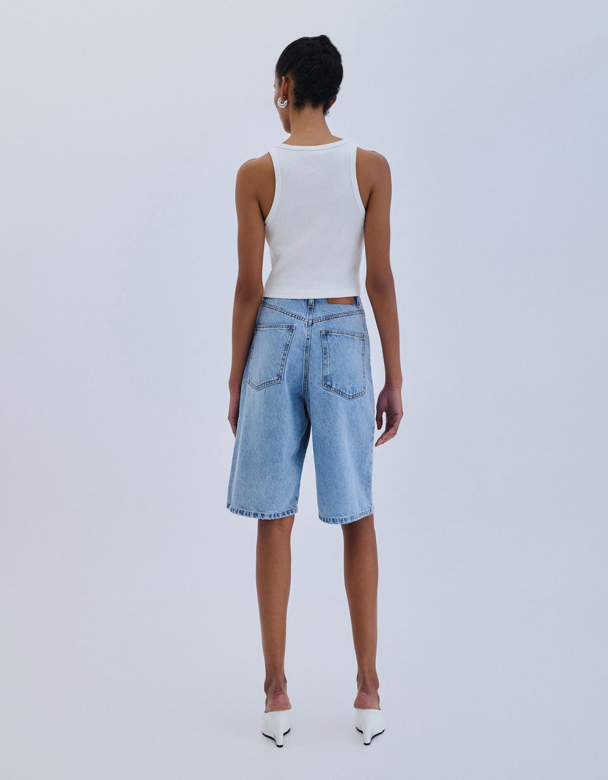 Combos Knitwear Sewn logo crop top white