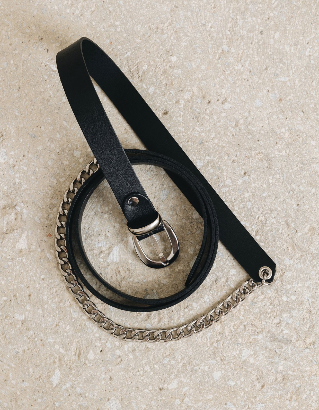 Individual Art Leather Connected leather belt black nickel