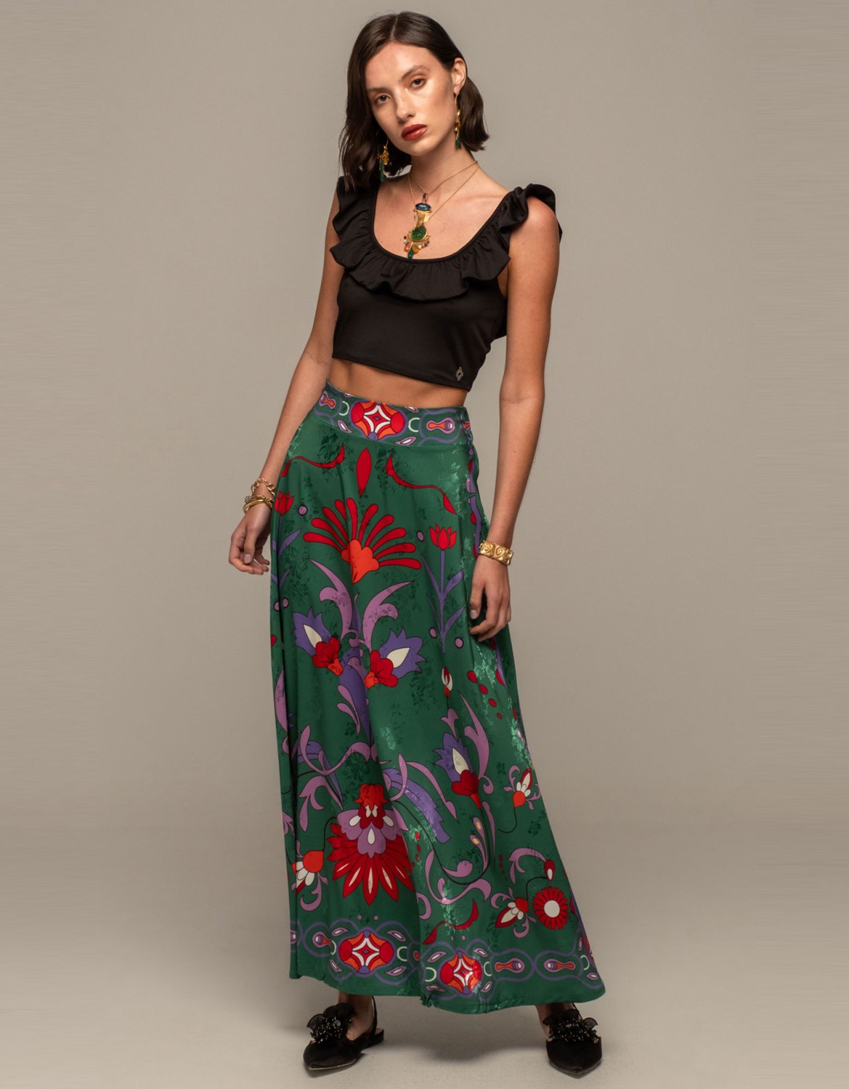 Peace and Chaos Coral top black