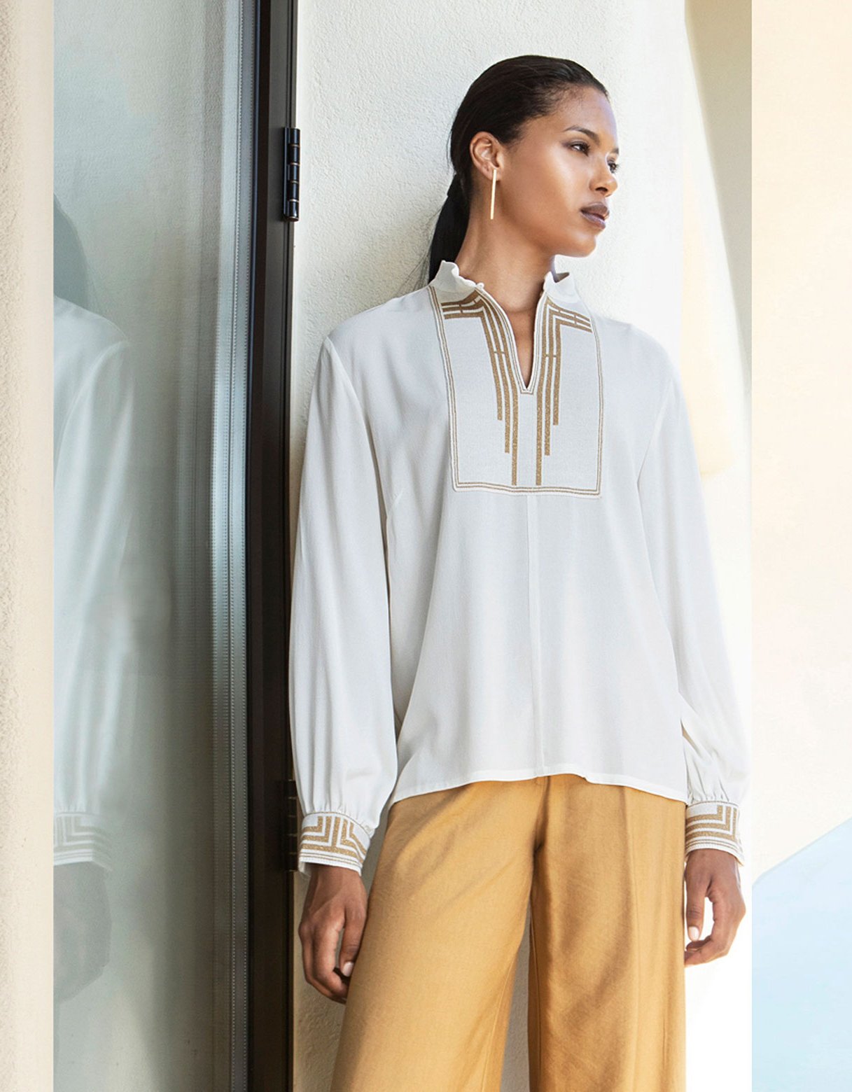 Aggel Knitwear Crepe blouse ivory