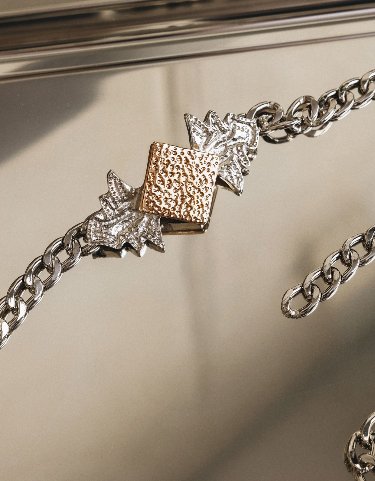 Individual Art Leather Crystal chain belt nickel