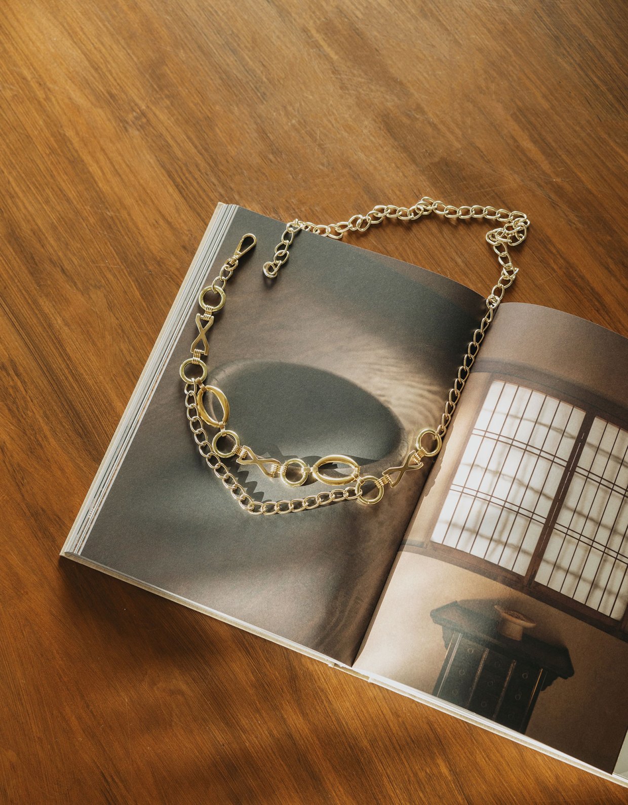 Individual Art Leather Dancing with myself belt gold