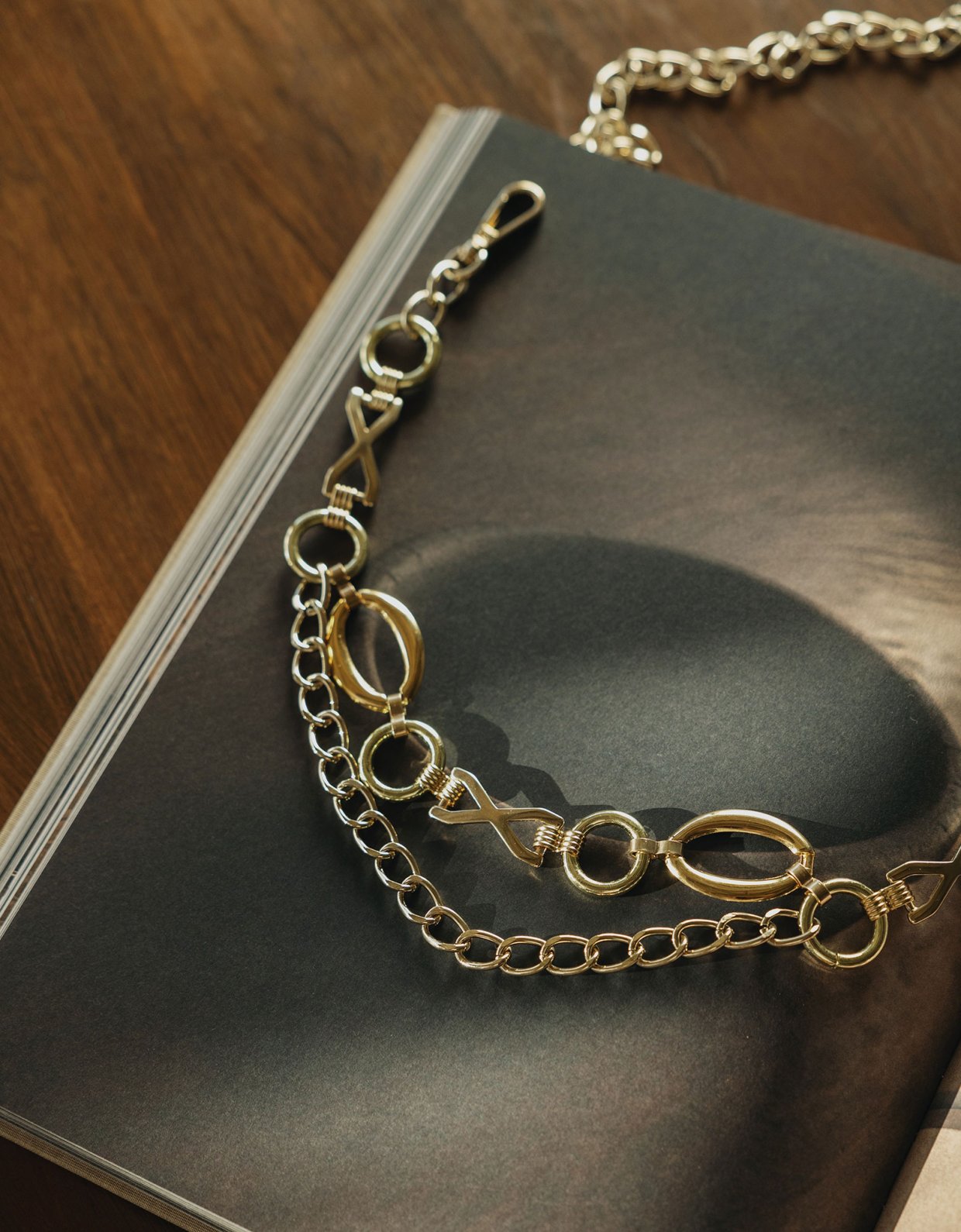 Individual Art Leather Dancing with myself belt gold