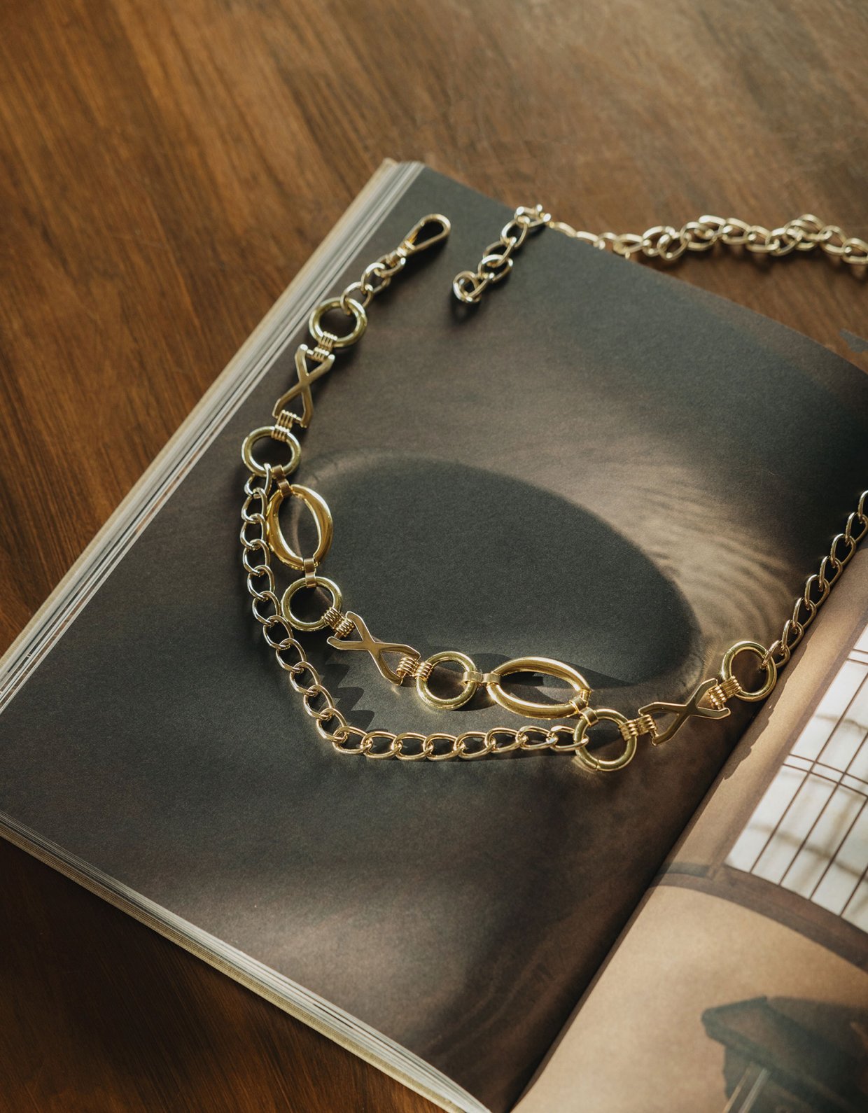 Individual Art Leather Dancing with myself belt gold